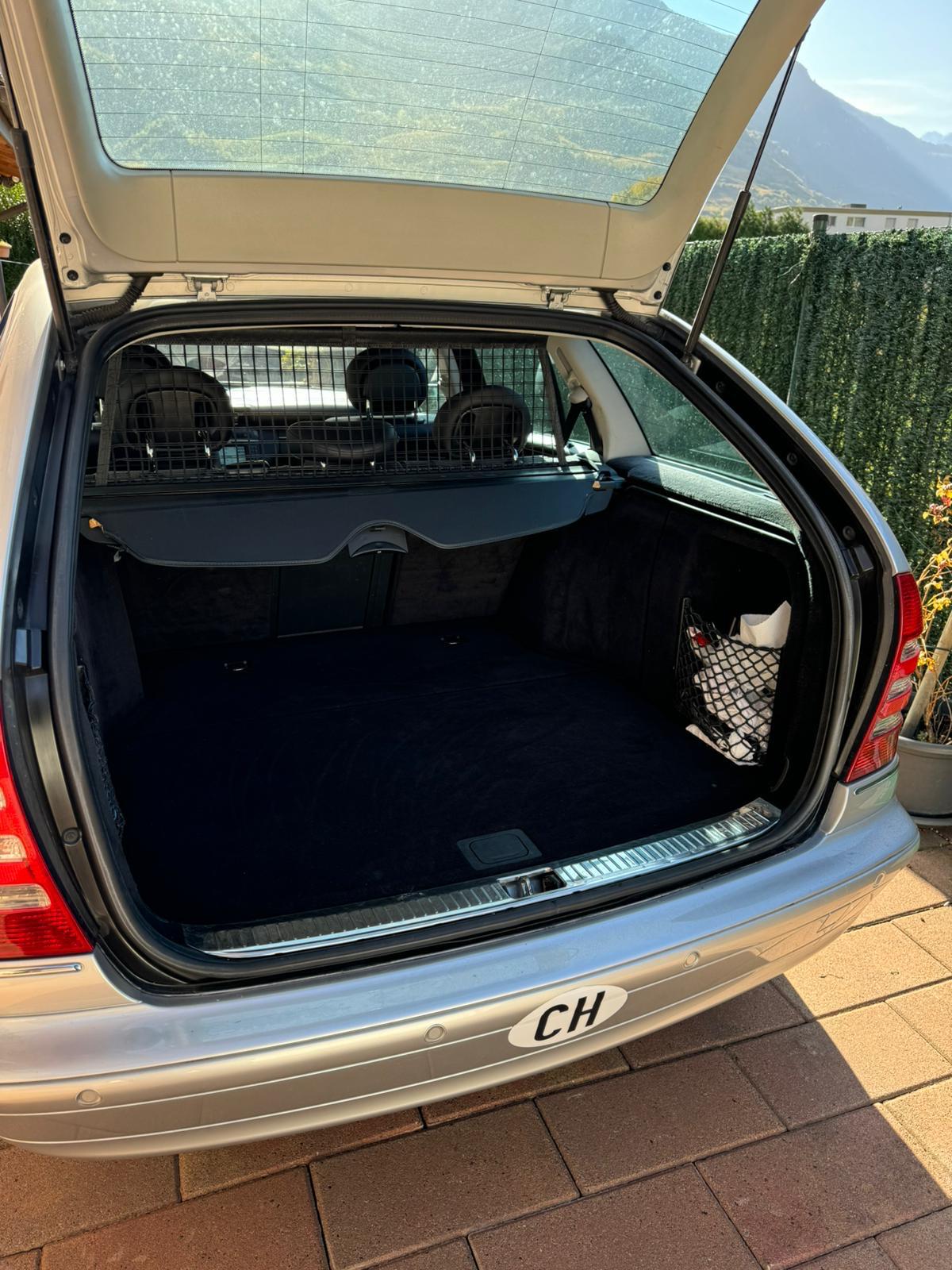 MERCEDES-BENZ C 320 V6 4matic-image-5