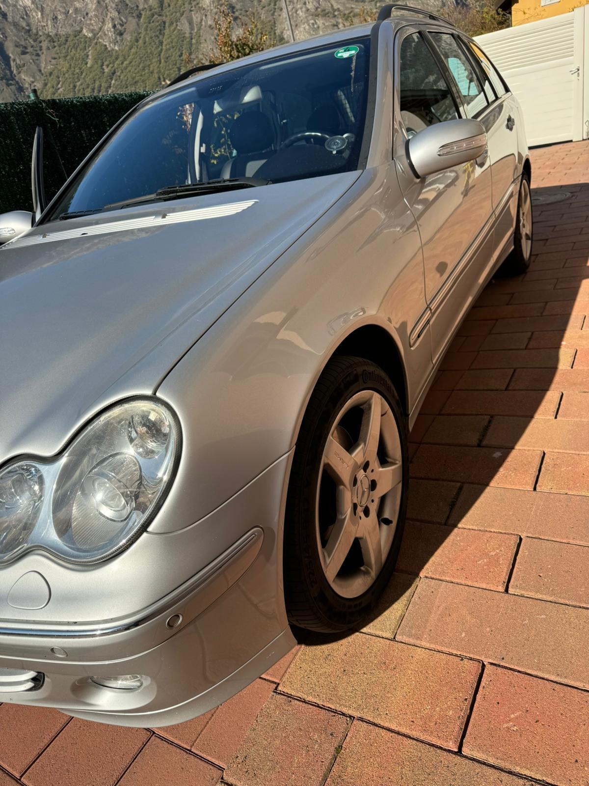 MERCEDES-BENZ C 320 V6 4matic-image-2