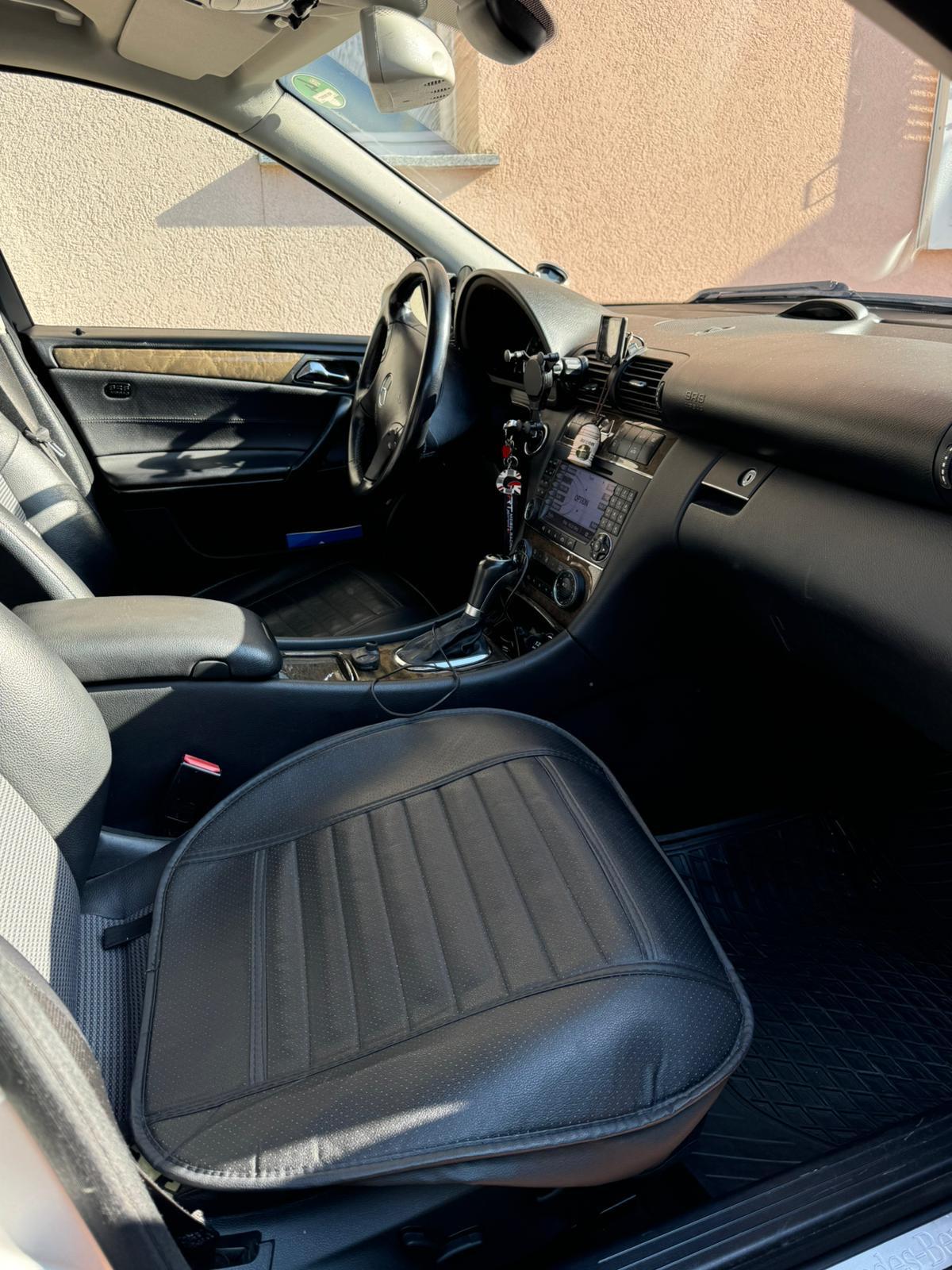 MERCEDES-BENZ C 320 V6 4matic-image-3