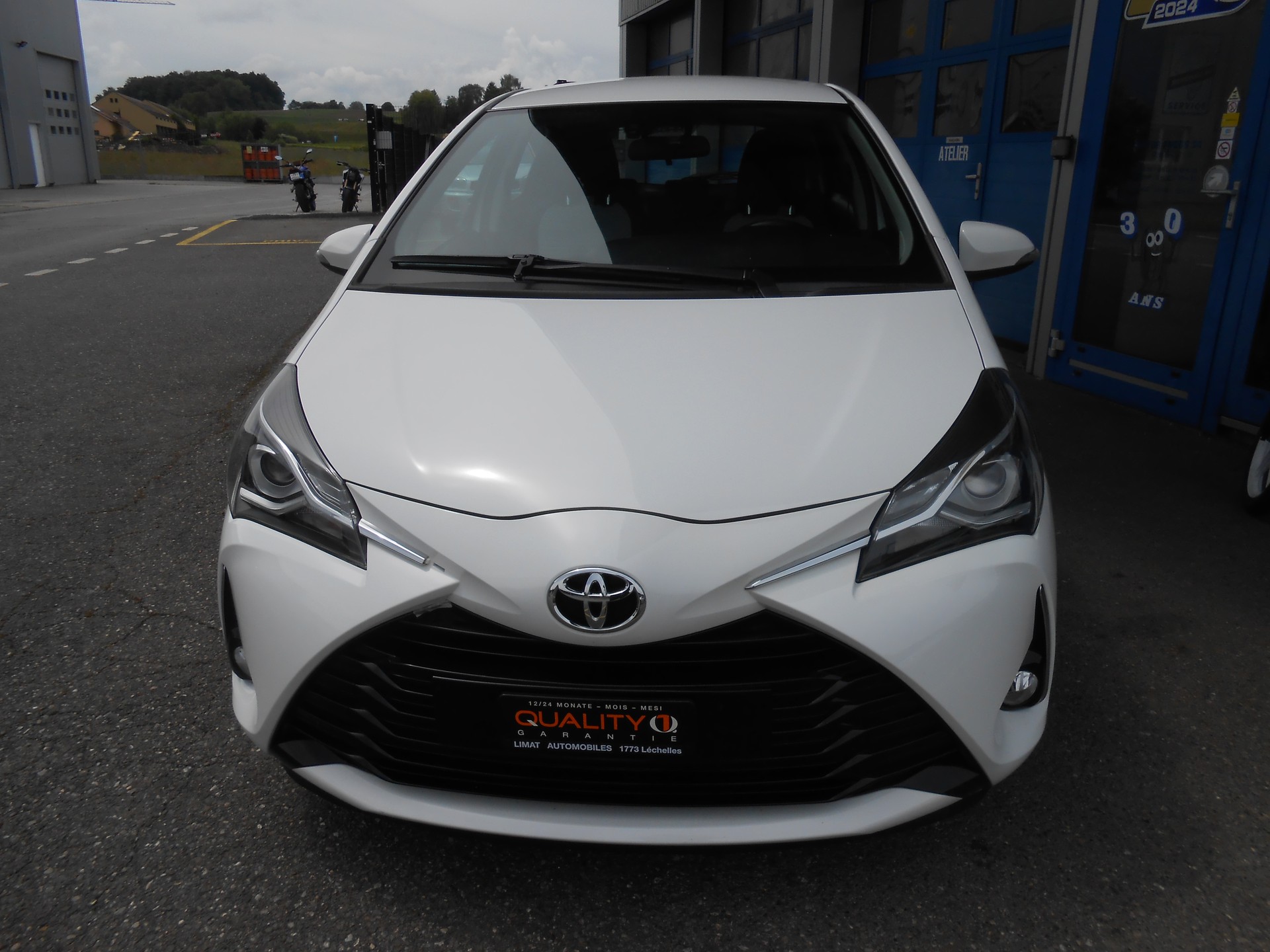 TOYOTA Yaris 1.5 Comfort-image-2