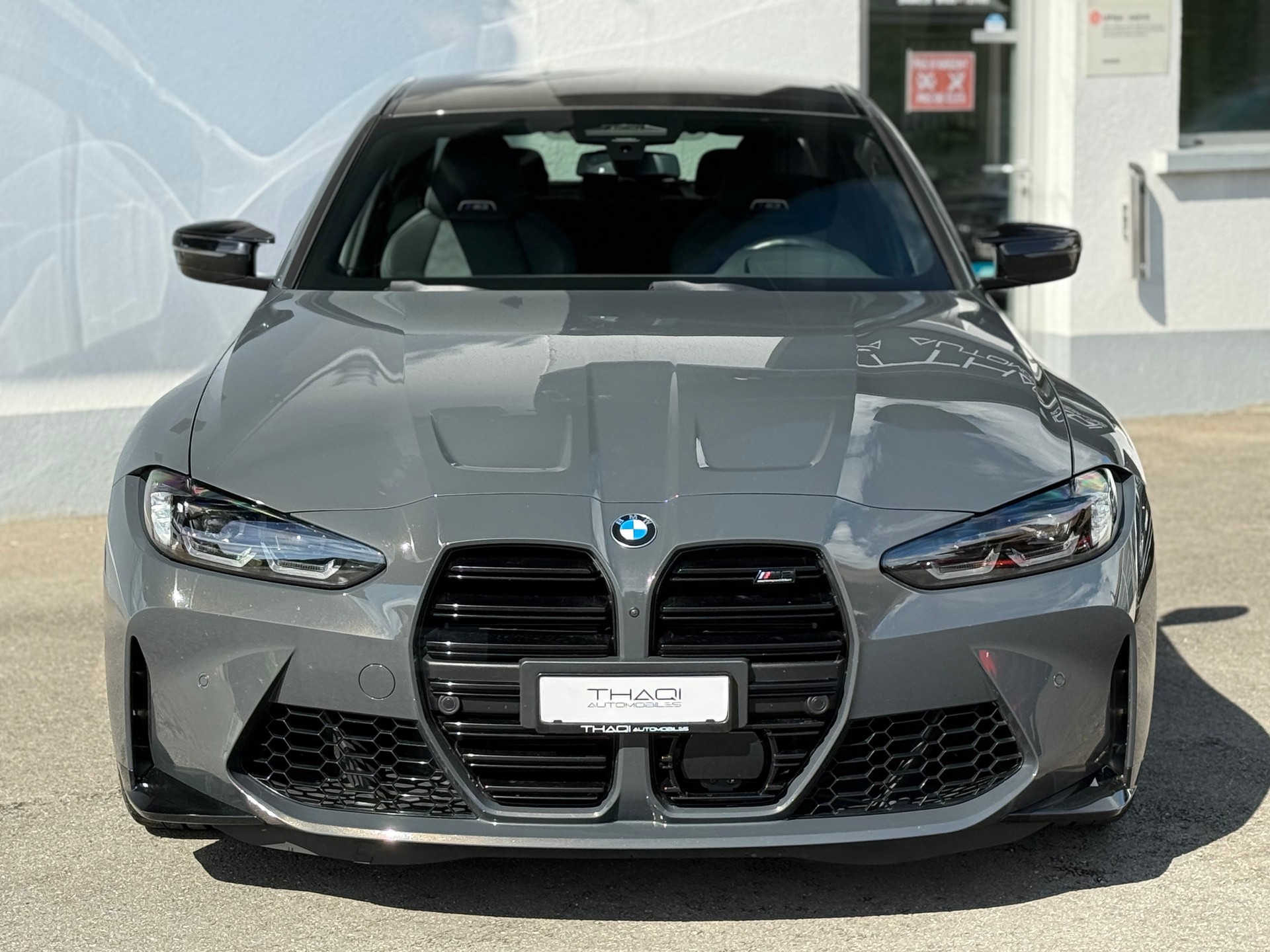 BMW M3 Competition-showroom-element-3