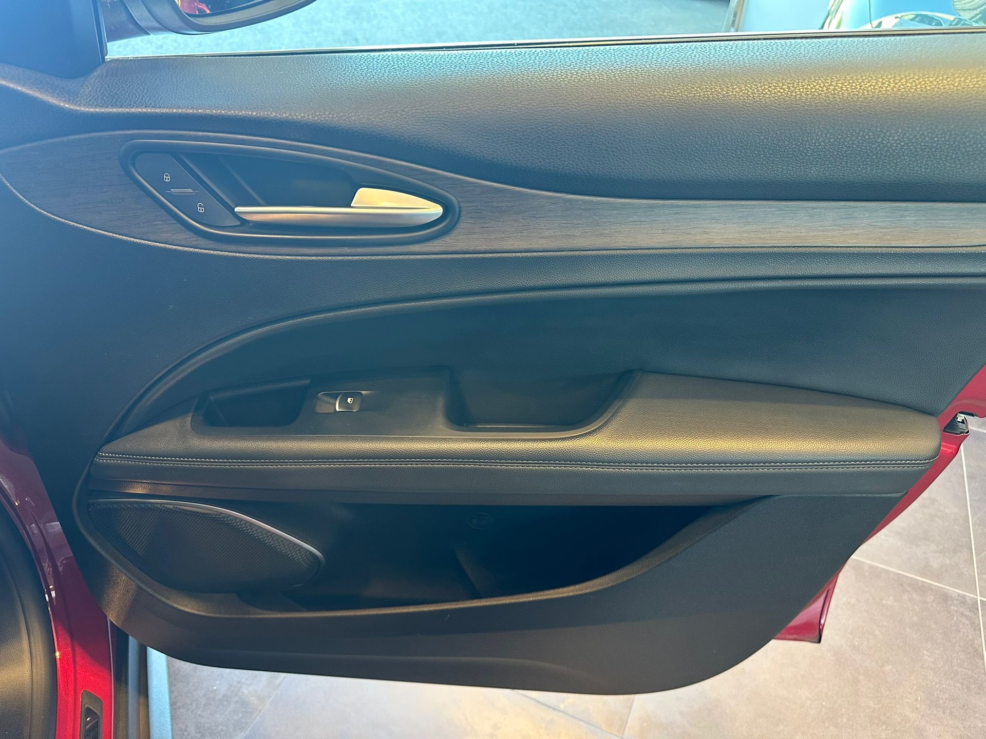 ALFA ROMEO Stelvio 2.0 First Edition Q4 Automatic-image-17