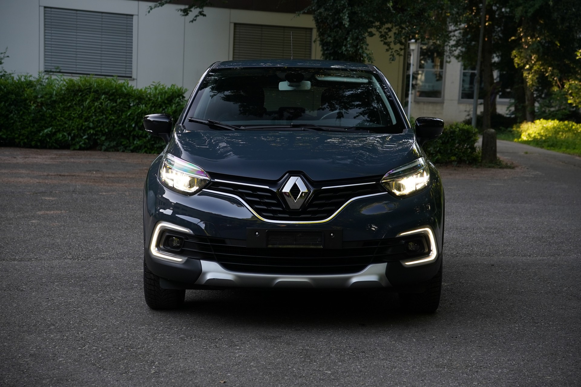 RENAULT Captur 1.2 T 16V Intens EDC-image-7