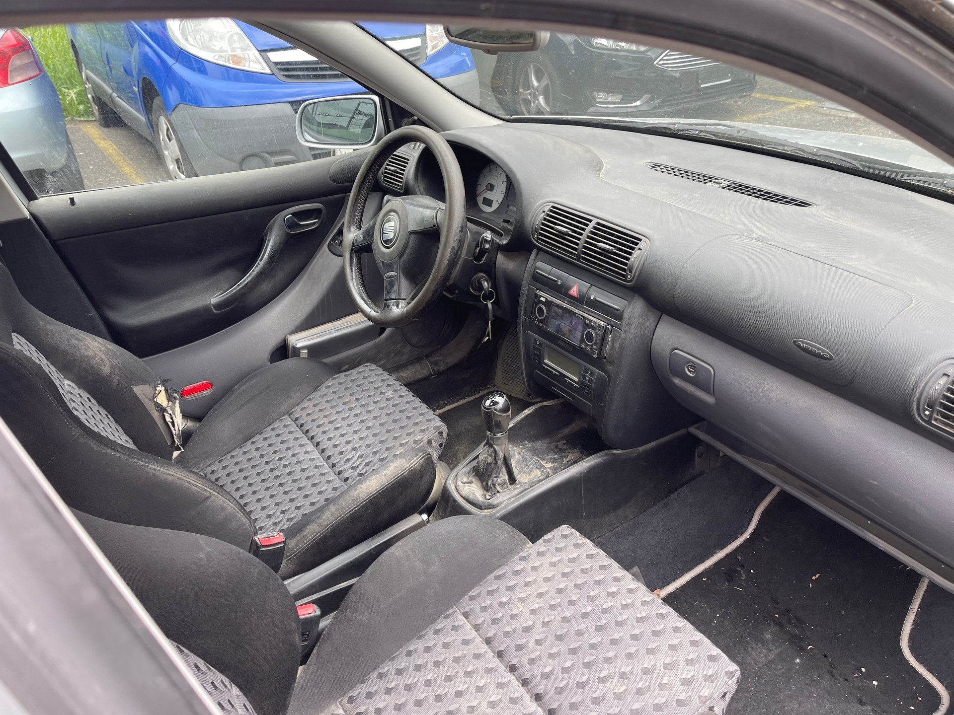SEAT Leon 1.8 T Sport-image-4