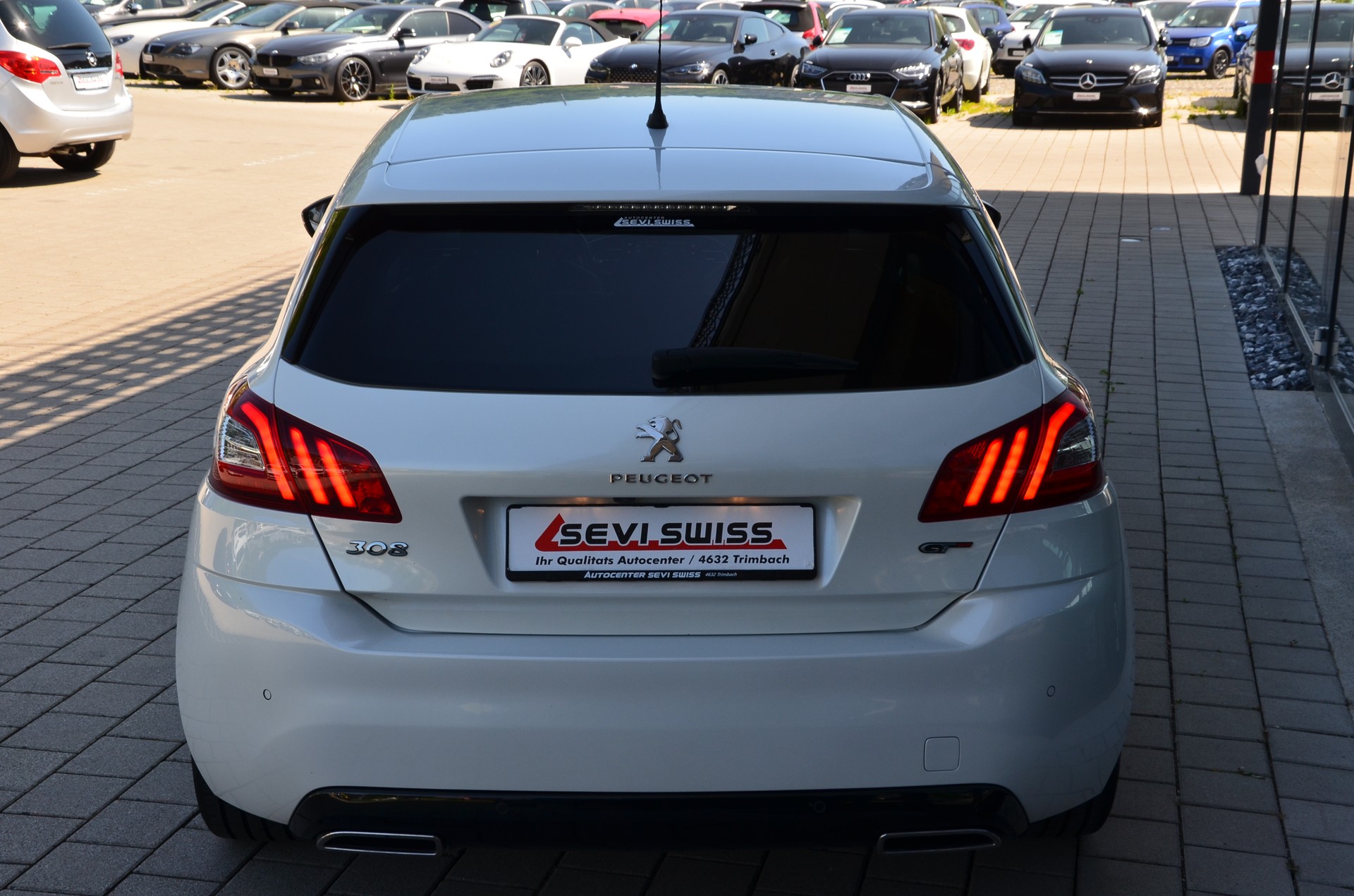 PEUGEOT 308 2.0 BlueHDI GT Automatic*Frisch ab MFK,1 Jahr oder 20000km Garantie auf Motor und Getriebe*-image-4
