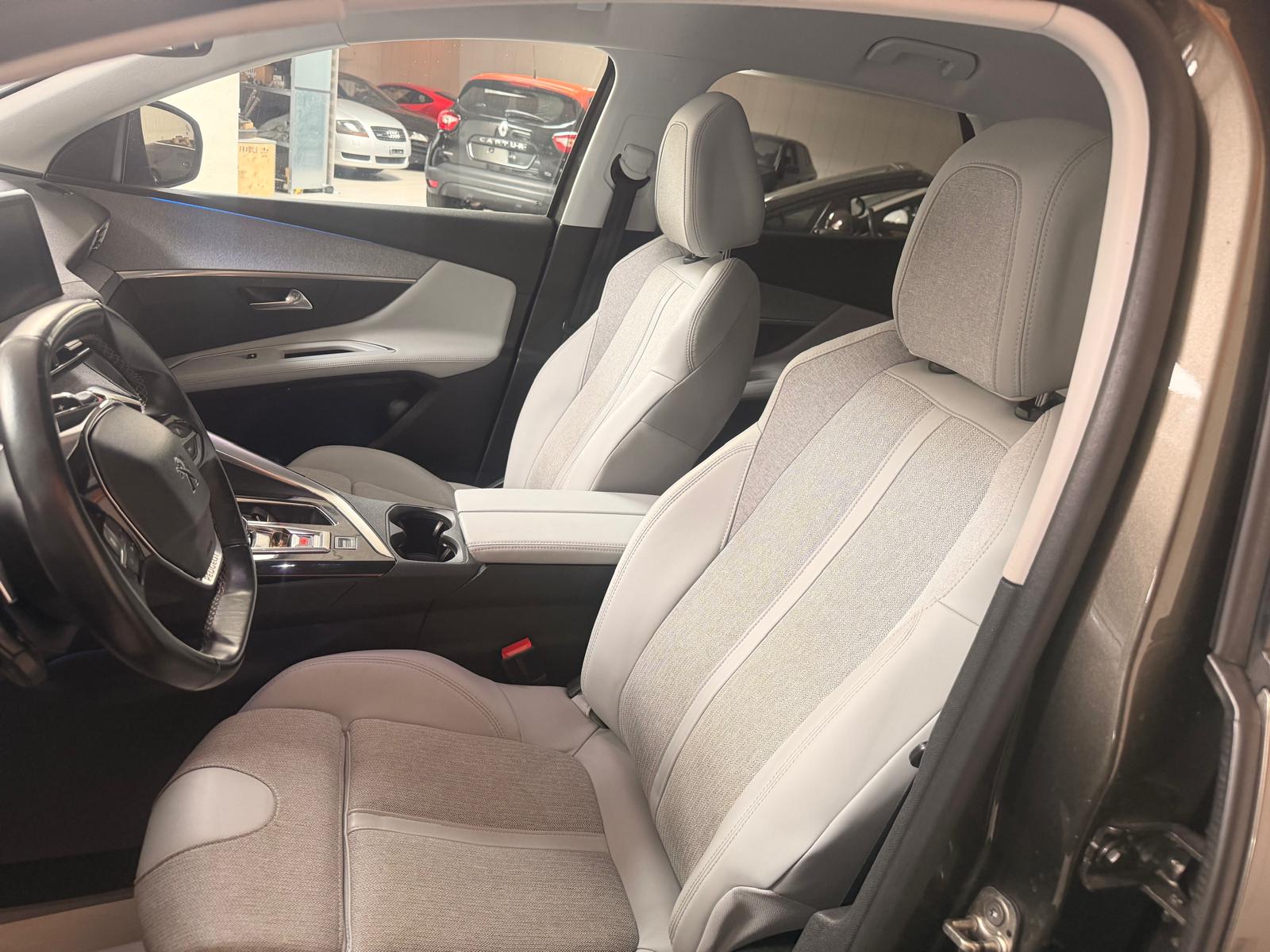 PEUGEOT 3008 1.6 THP Allure EAT-image-8