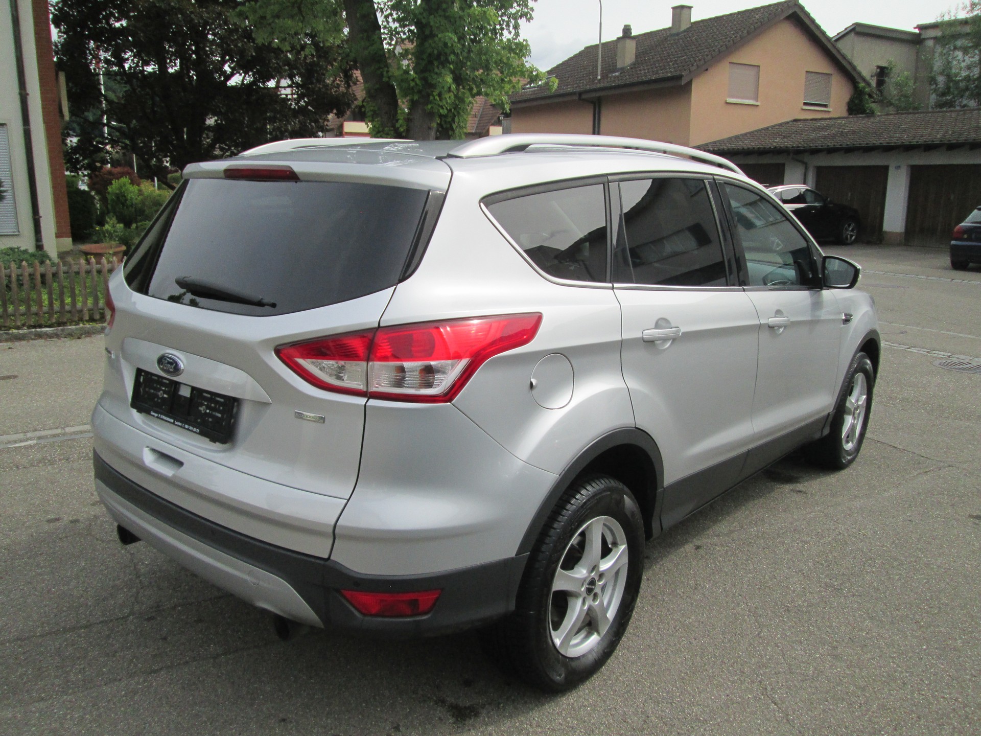 FORD Kuga 1.6 SCTi Titanium S 4WD Automatic-image-4