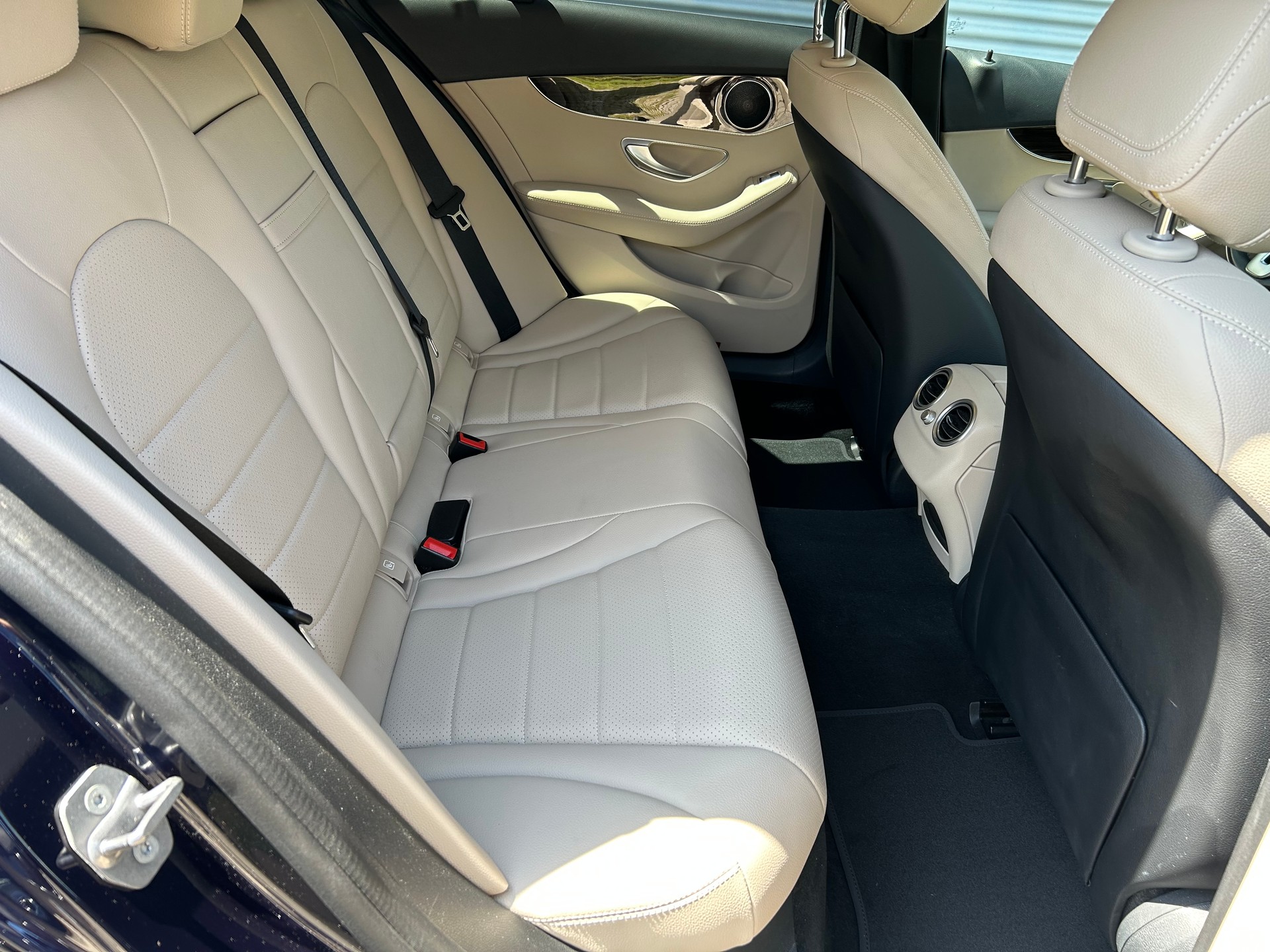MERCEDES-BENZ C 200 Swiss Star 4M 9G-Tronic-image-10