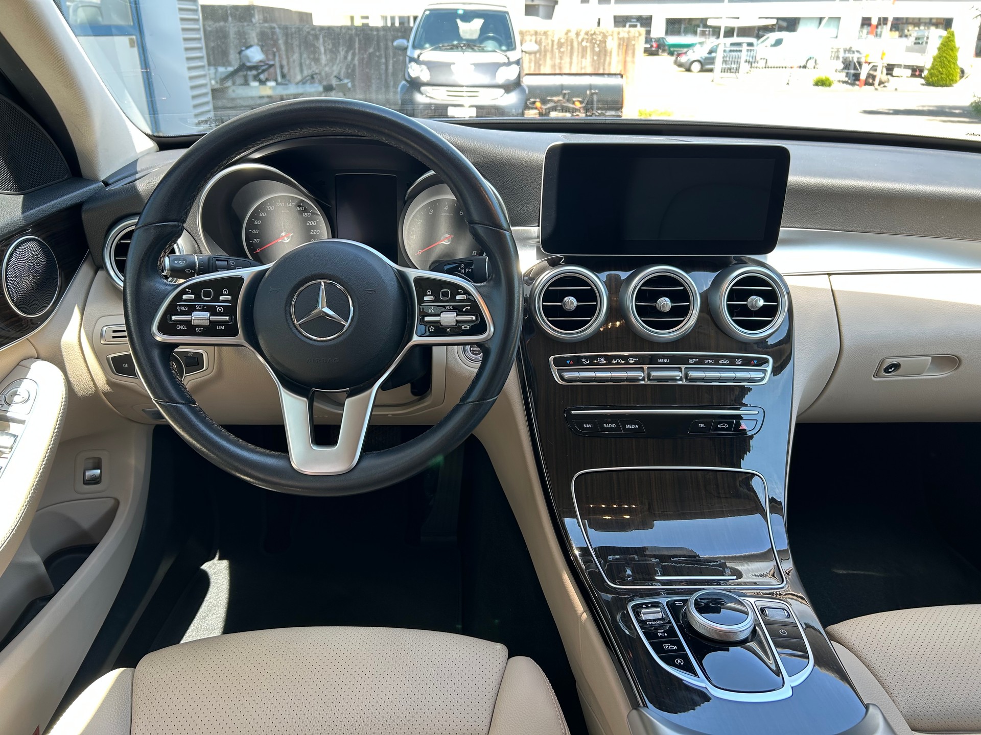MERCEDES-BENZ C 200 Swiss Star 4M 9G-Tronic-image-11