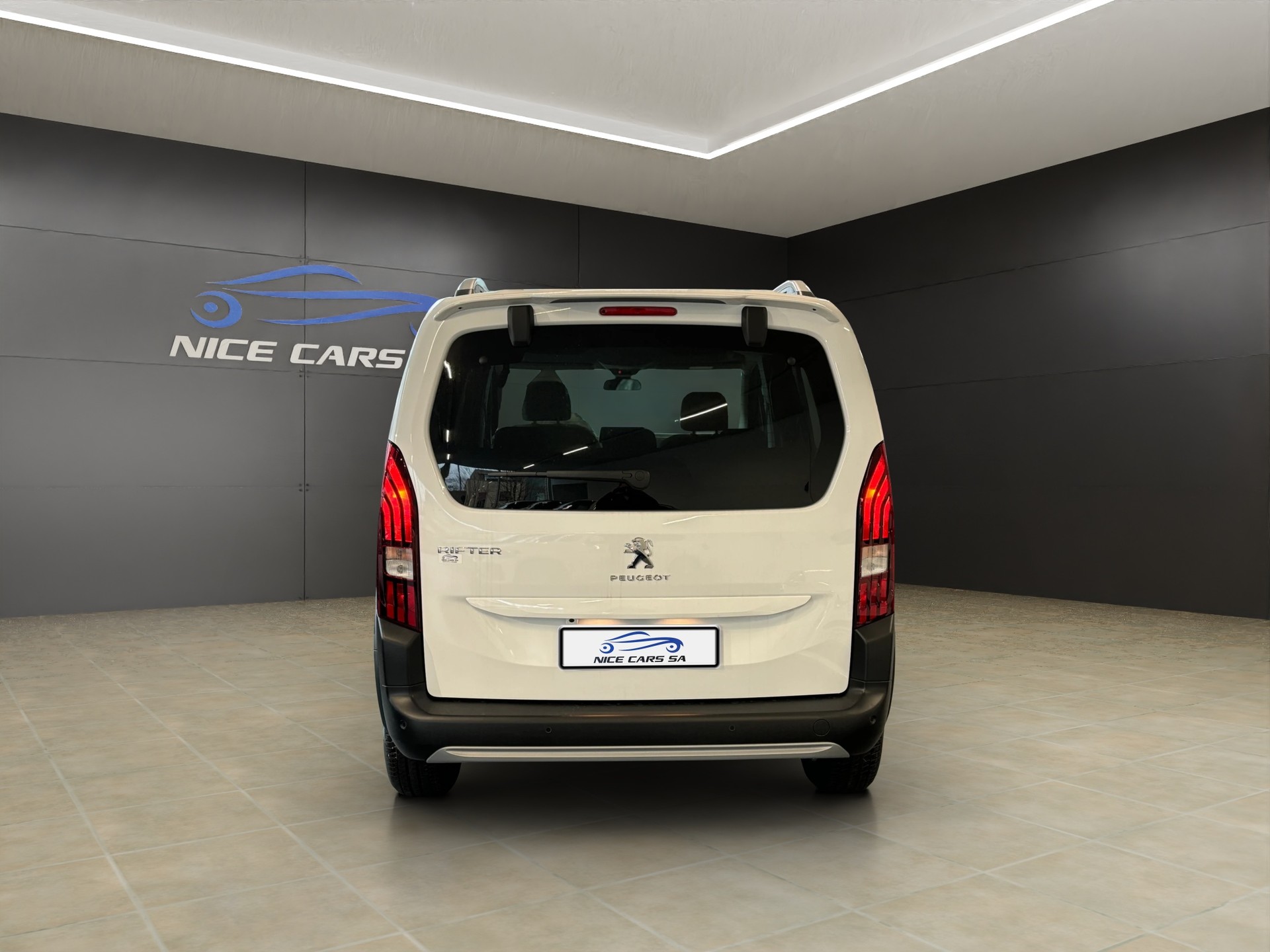 PEUGEOT Rifter 1.5 BlueHDi Allure Pack-image-6