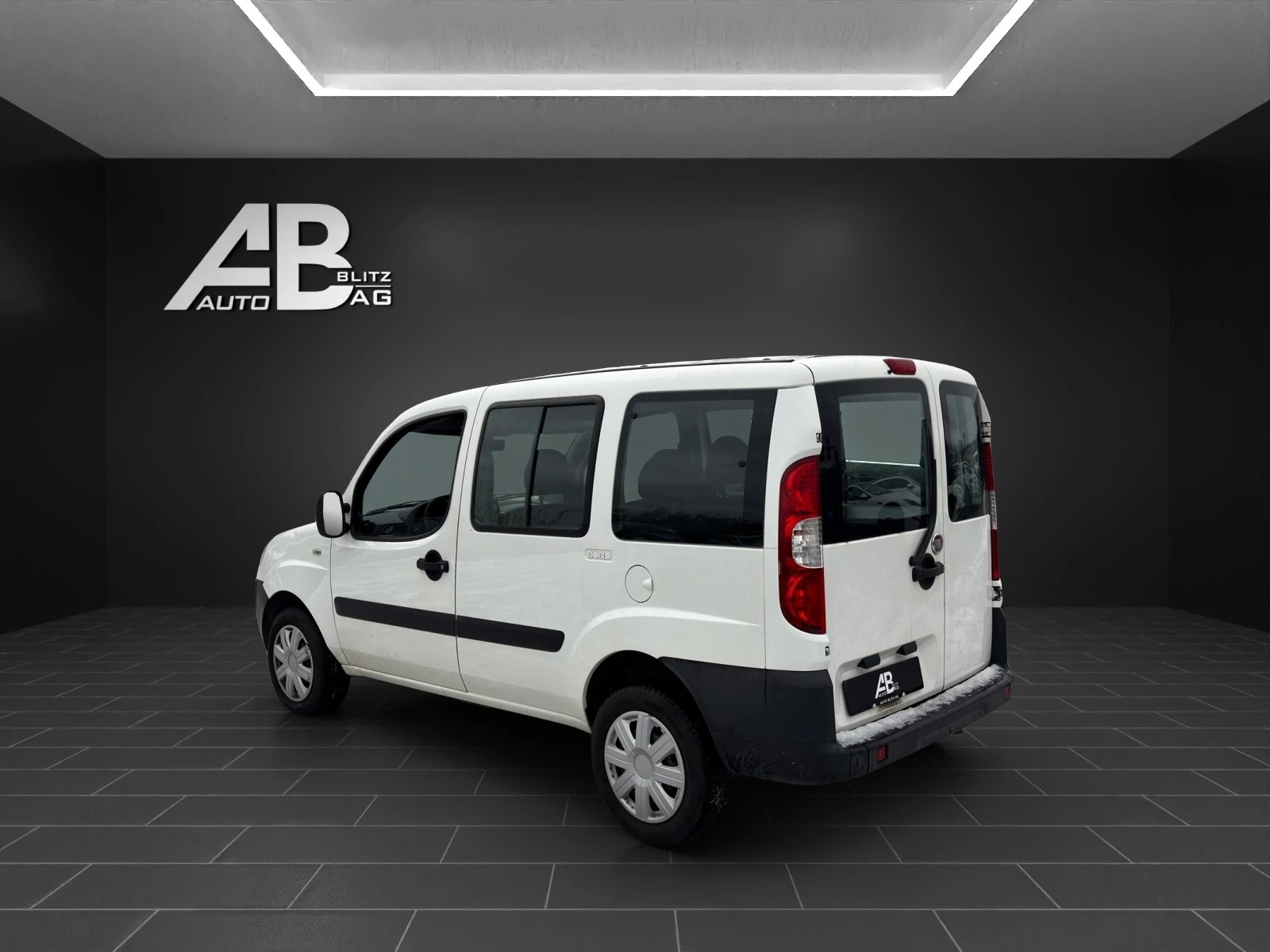 FIAT Doblò 1.3 JTD Active-showroom-element-2