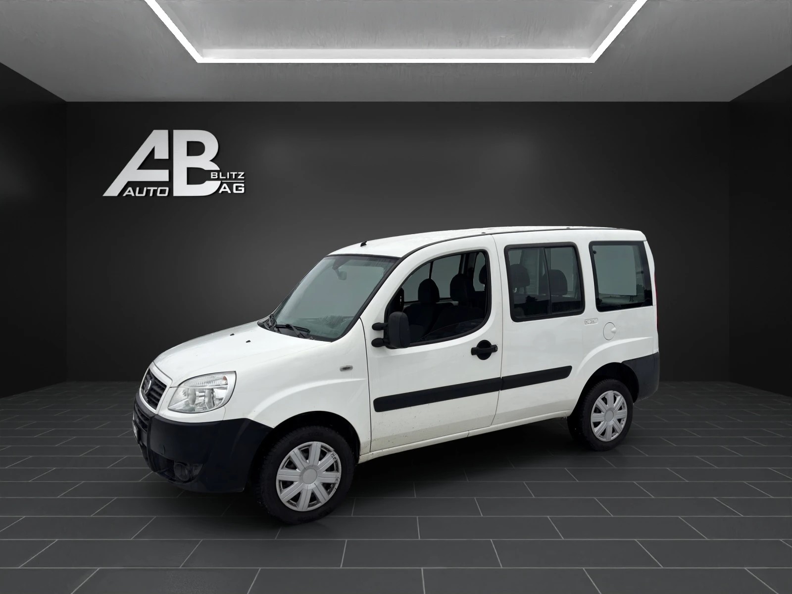 FIAT Doblò 1.3 JTD Active-showroom-element-1