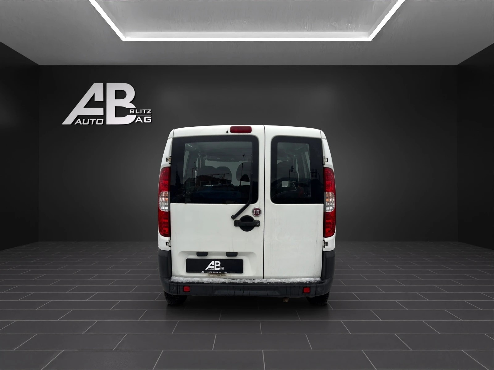 FIAT Doblò 1.3 JTD Active-showroom-element-3