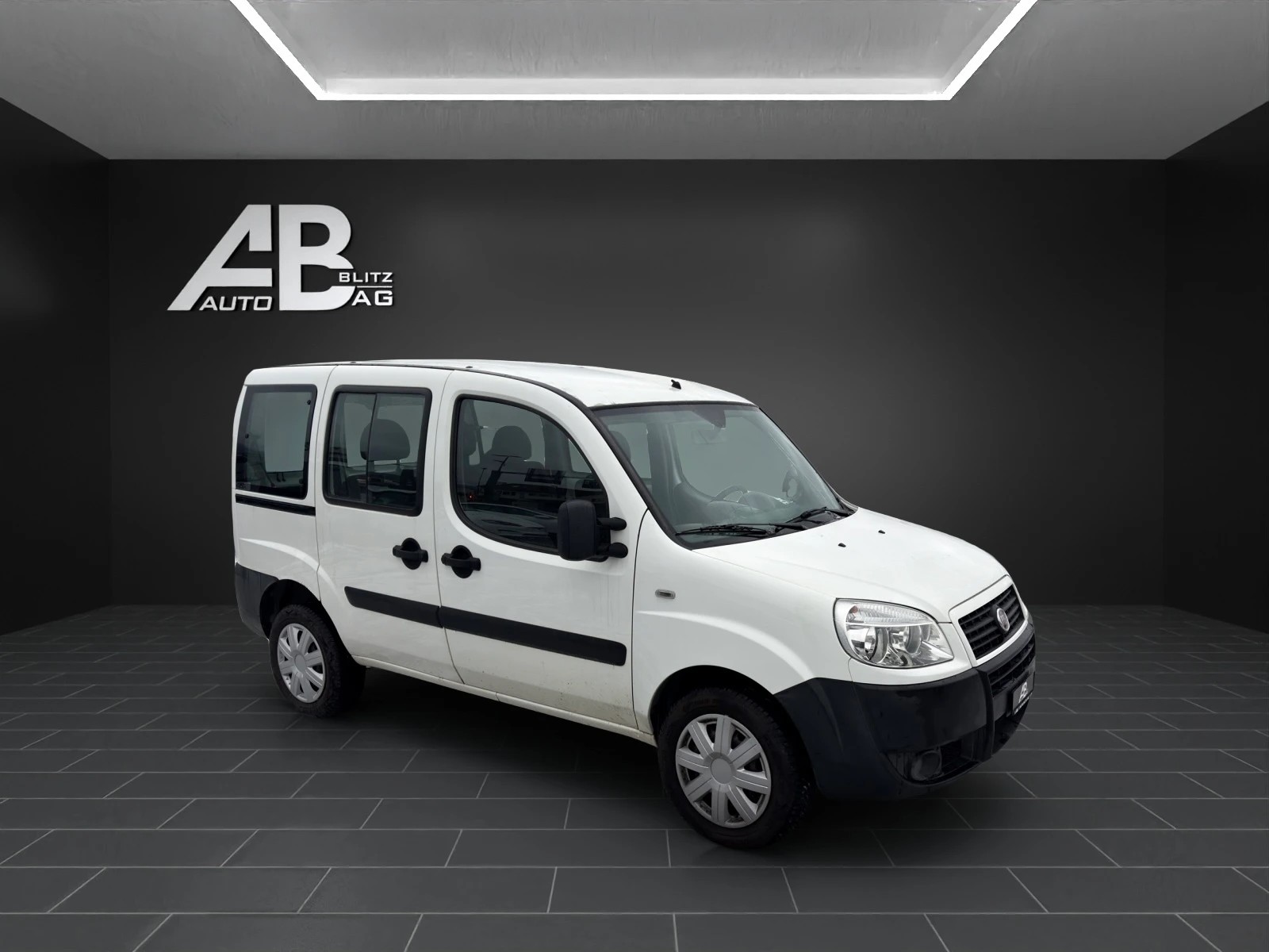 FIAT Doblò 1.3 JTD Active-image-5