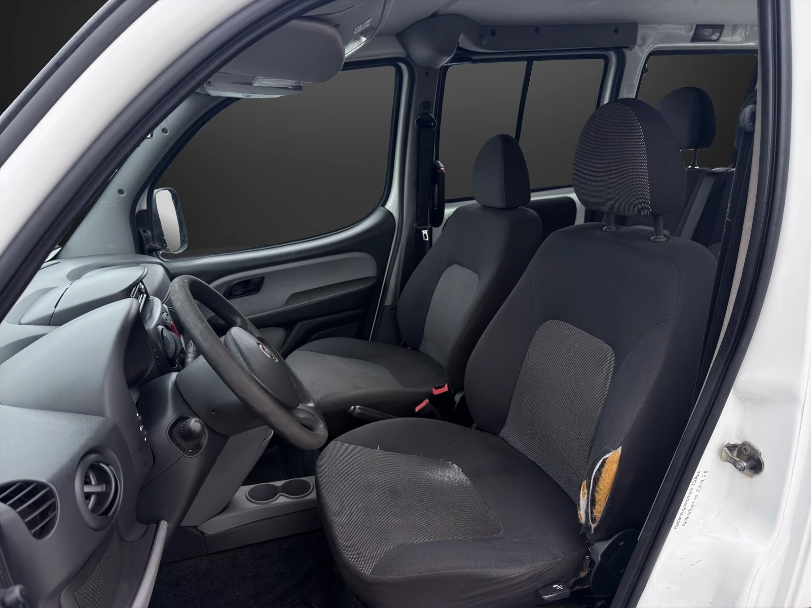 FIAT Doblò 1.3 JTD Active-image-6