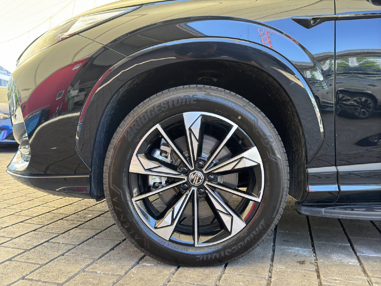 MG HS 1.5 PHEV **Luxury** 272PS-image-7
