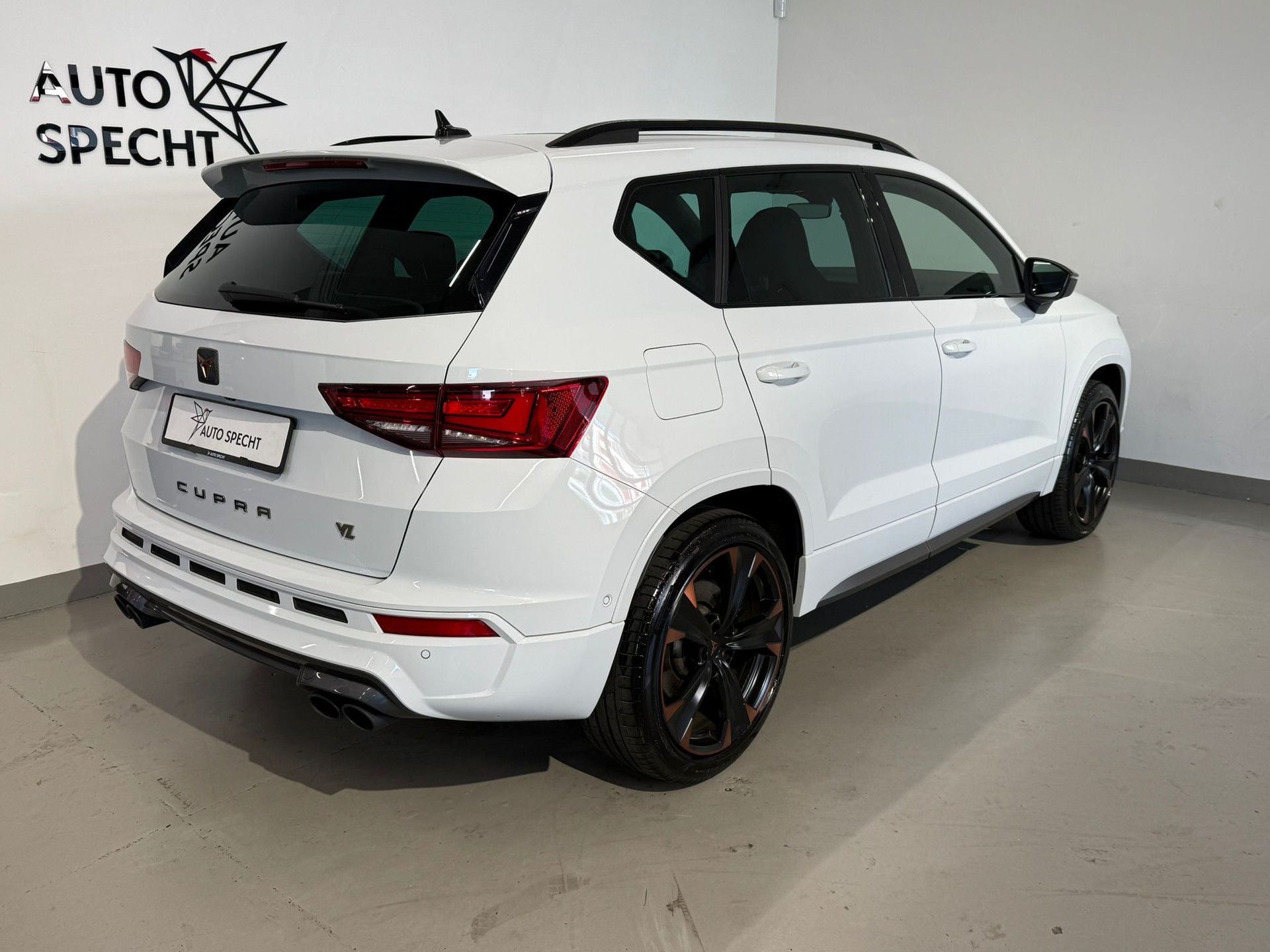 CUPRA Ateca 2.0TSI VZ 4Drive DSG-showroom-element-3