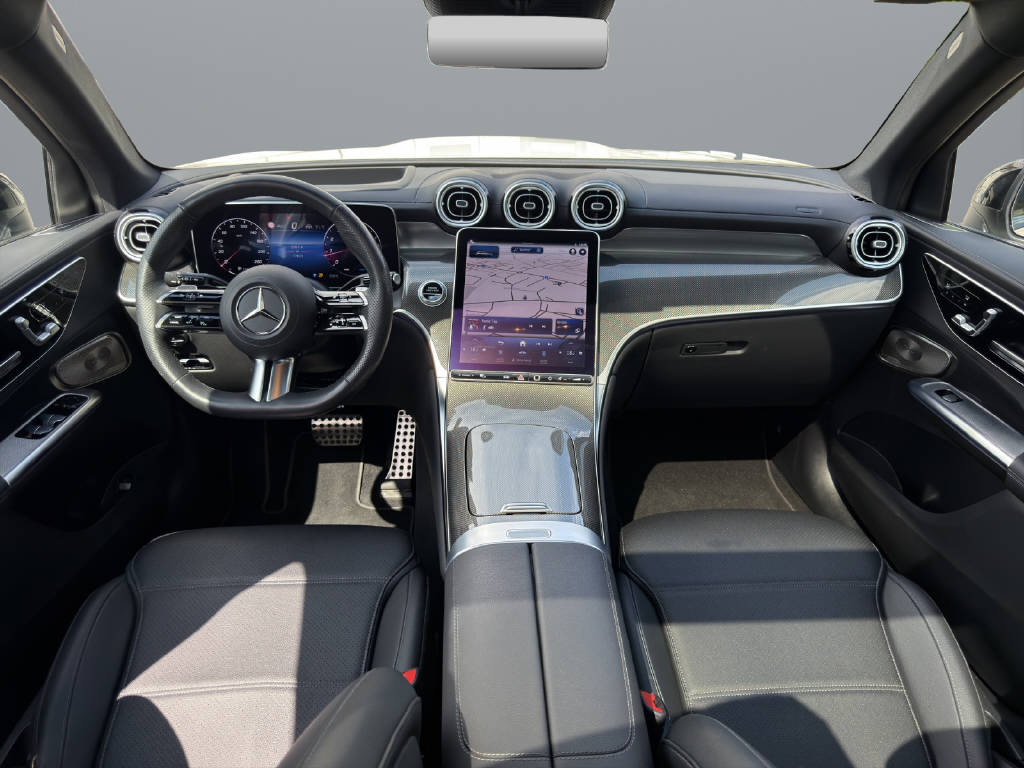 MERCEDES-BENZ GLC 300 AMG Line 4matic-image-8