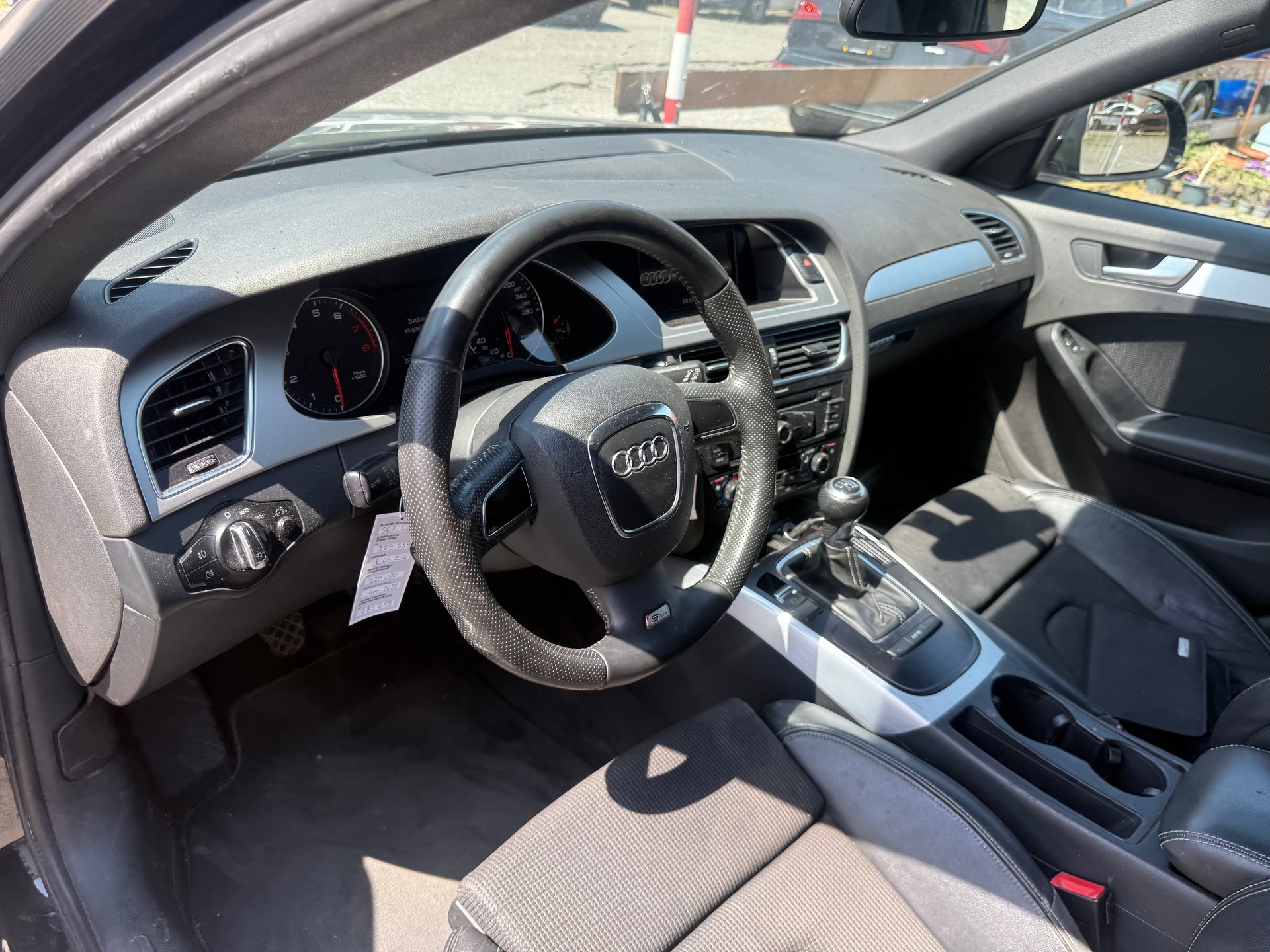 AUDI A4 Avant 1.8 TFSI-image-6