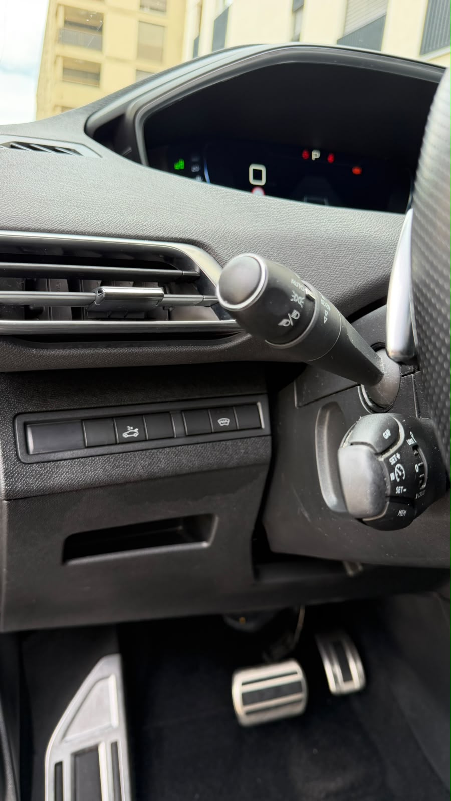 PEUGEOT 5008 2.0 BlueHDi GT EAT-image-13