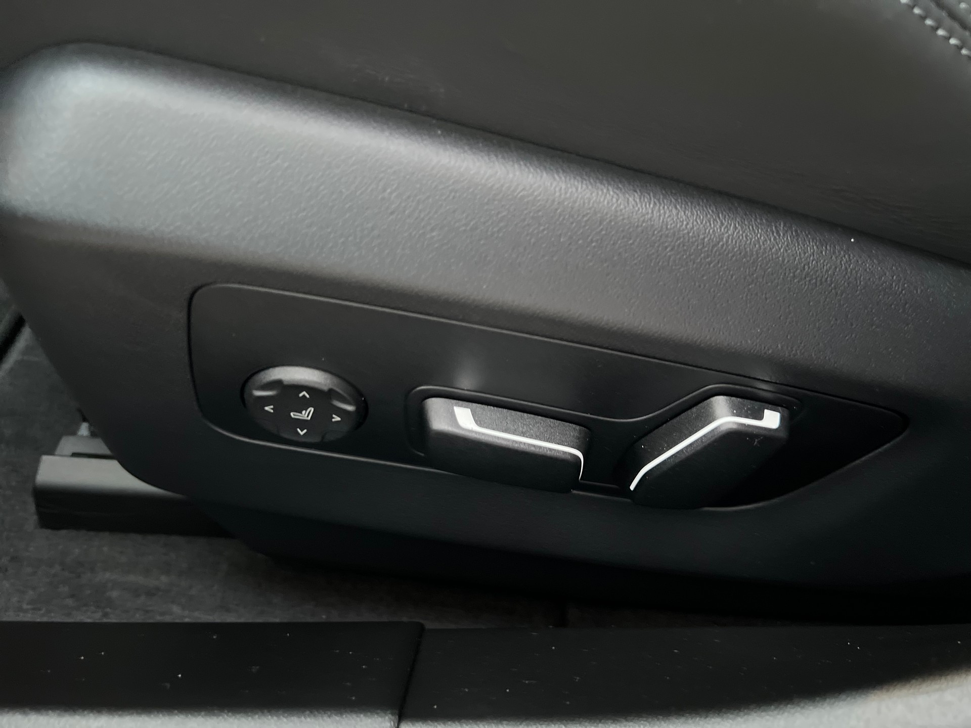 BMW M5 xDrive-image-21