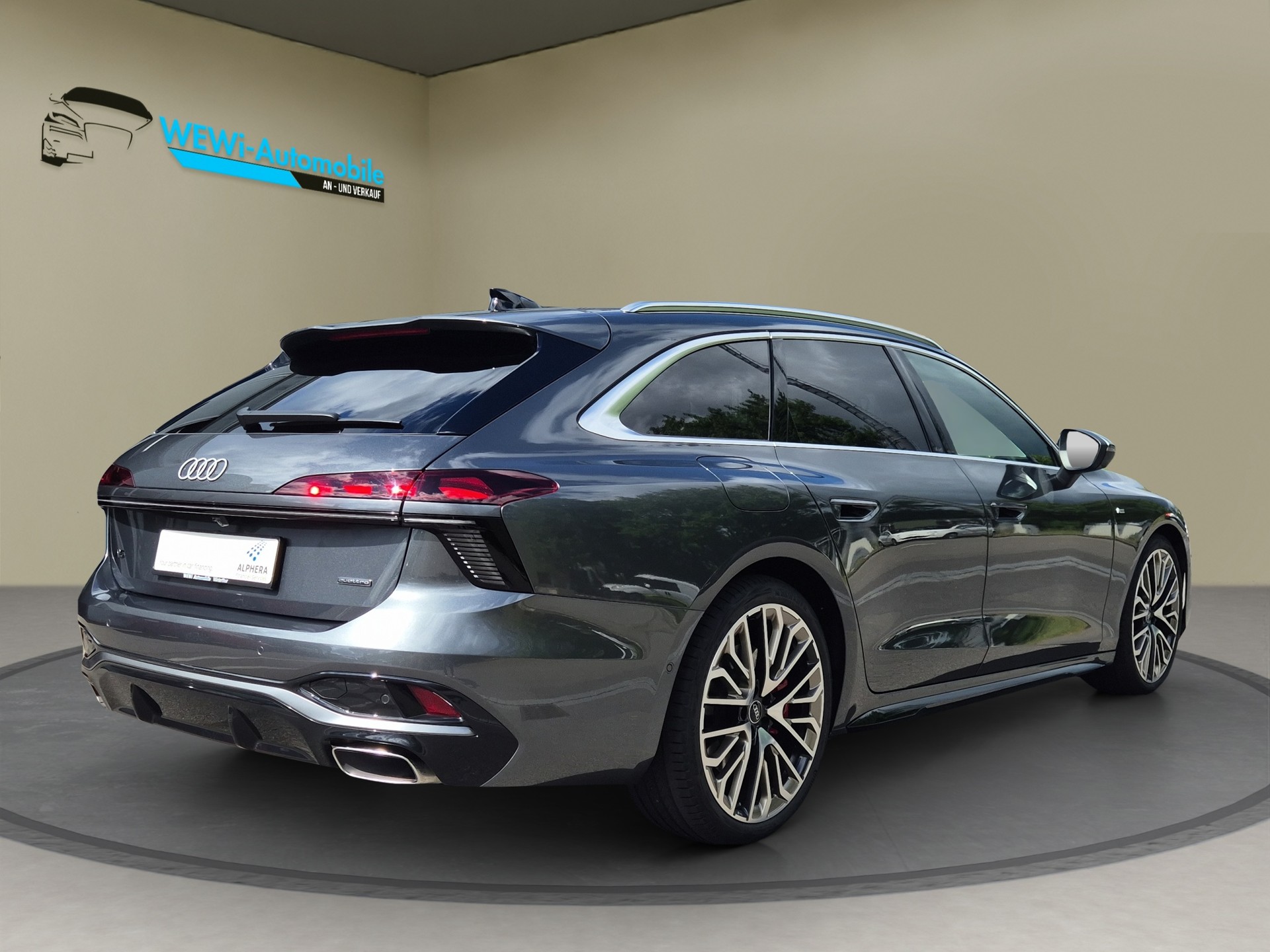 AUDI A6 Avant TFSI quattro 270 kW S tronic-image-4