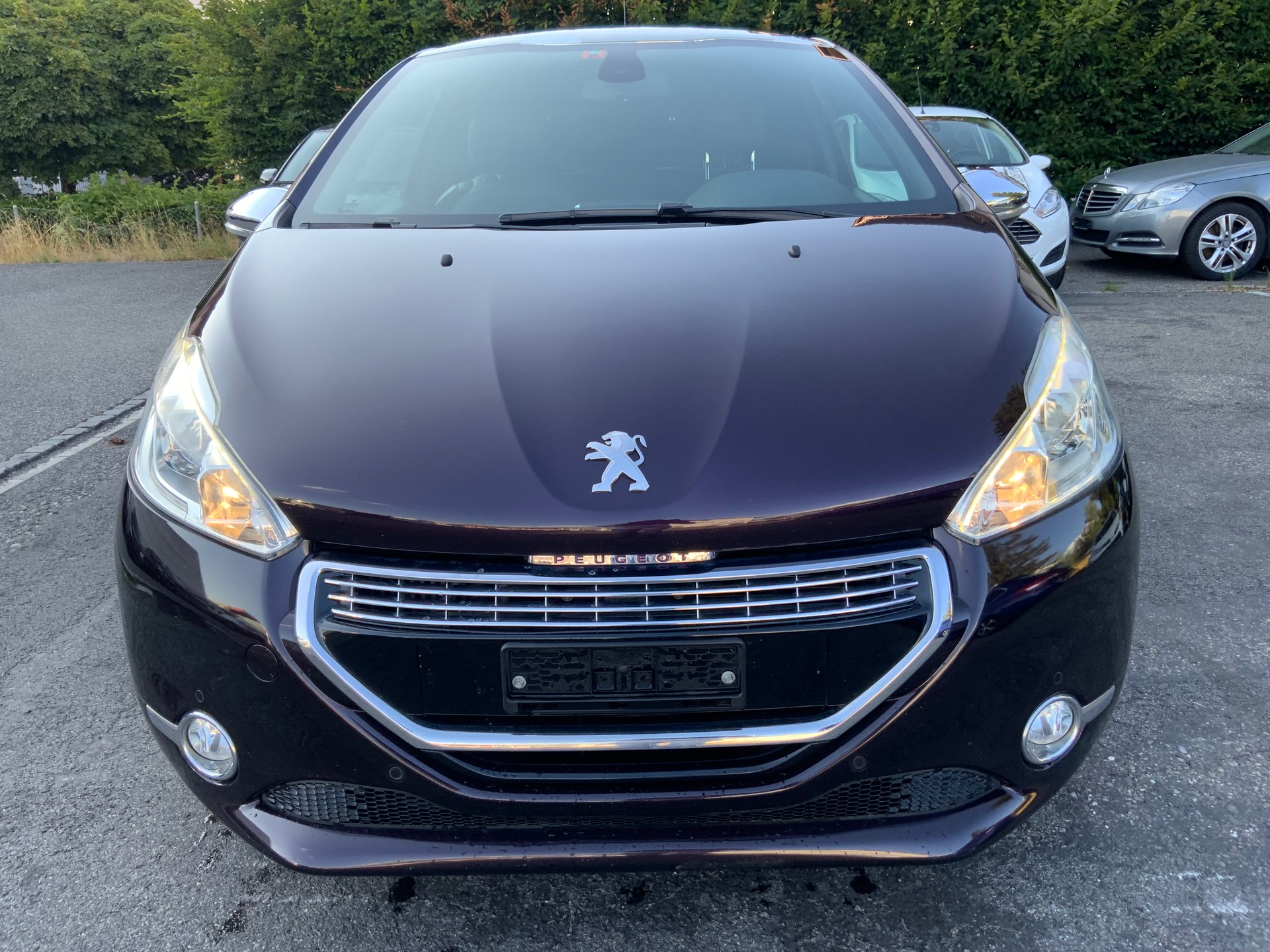 PEUGEOT 208 1.6 Turbo XY