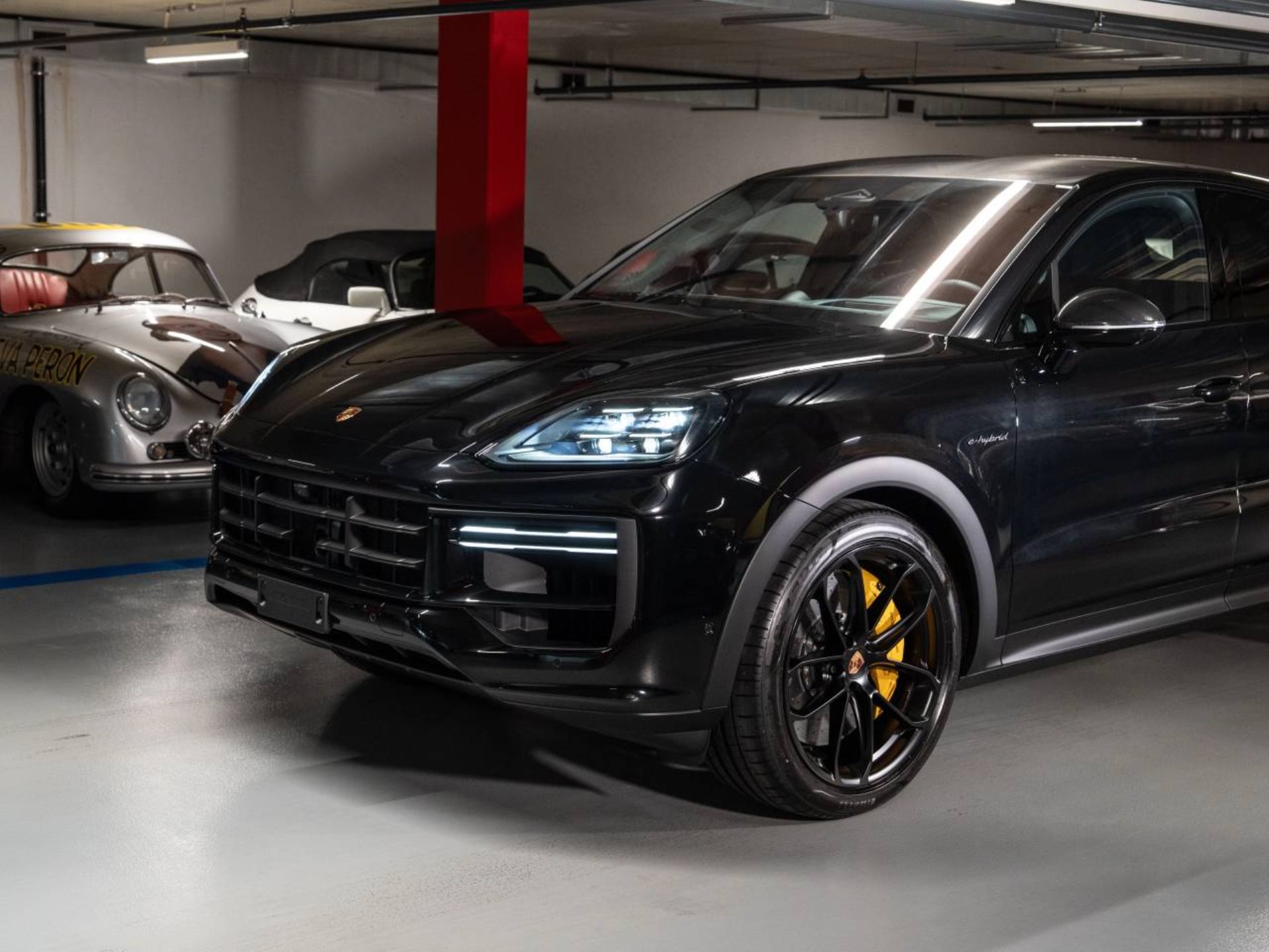 PORSCHE Cayenne Turbo E-Hybrid Coupé avec Paquet-GT-image-18