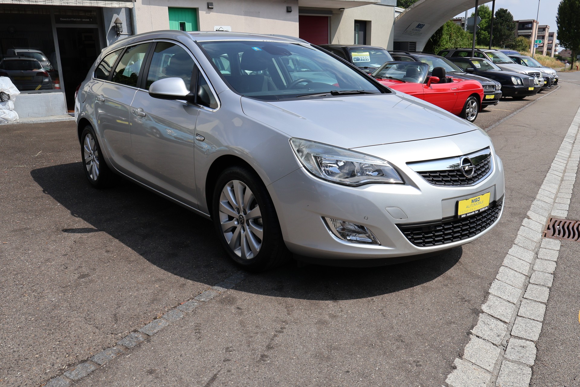 OPEL Astra SportsTourer 1.6i 16V Turbo Cosmo Automatic-image-1
