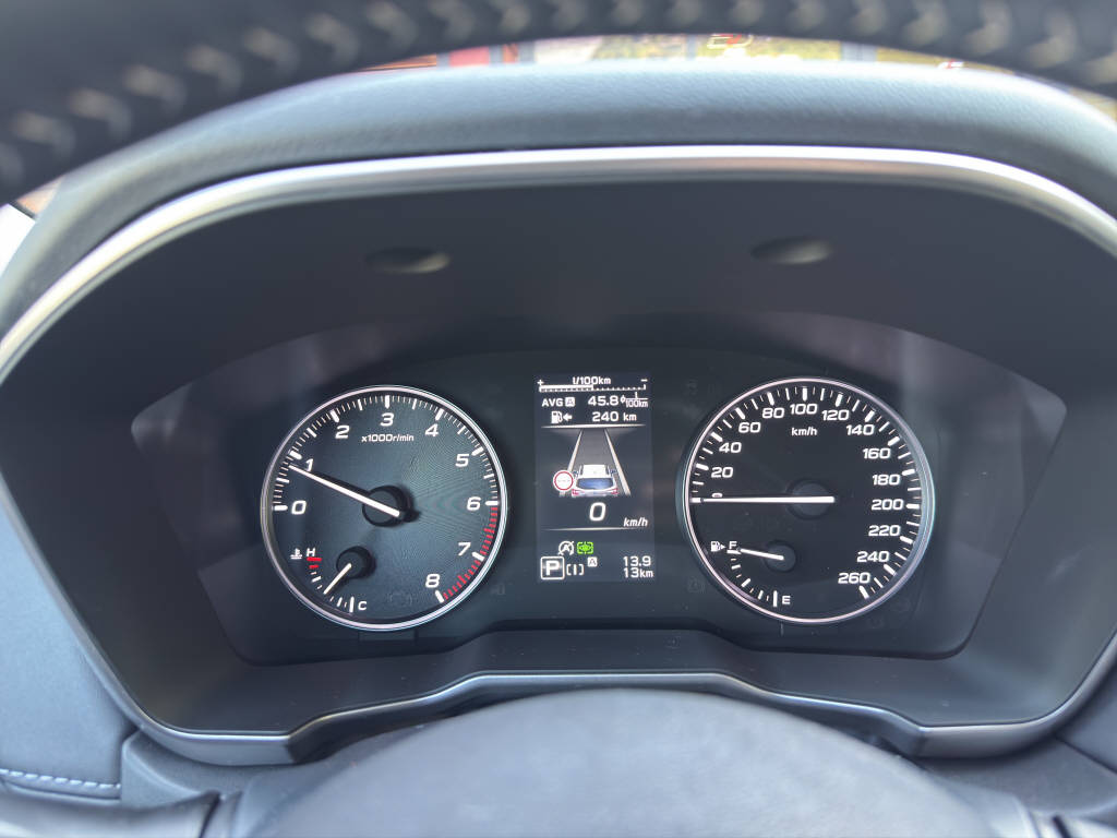 SUBARU Outback 2.5i Final Edition-image-13