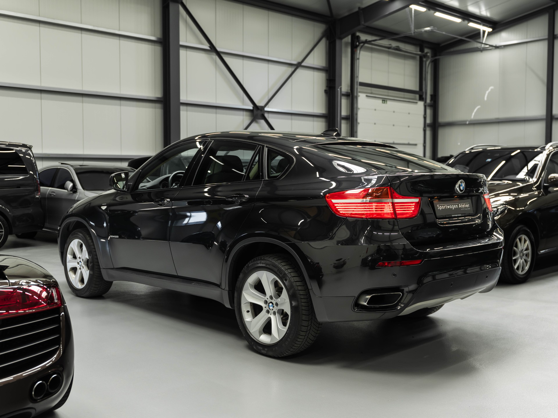 BMW X6 xDrive 50i Steptronic-showroom-element-1