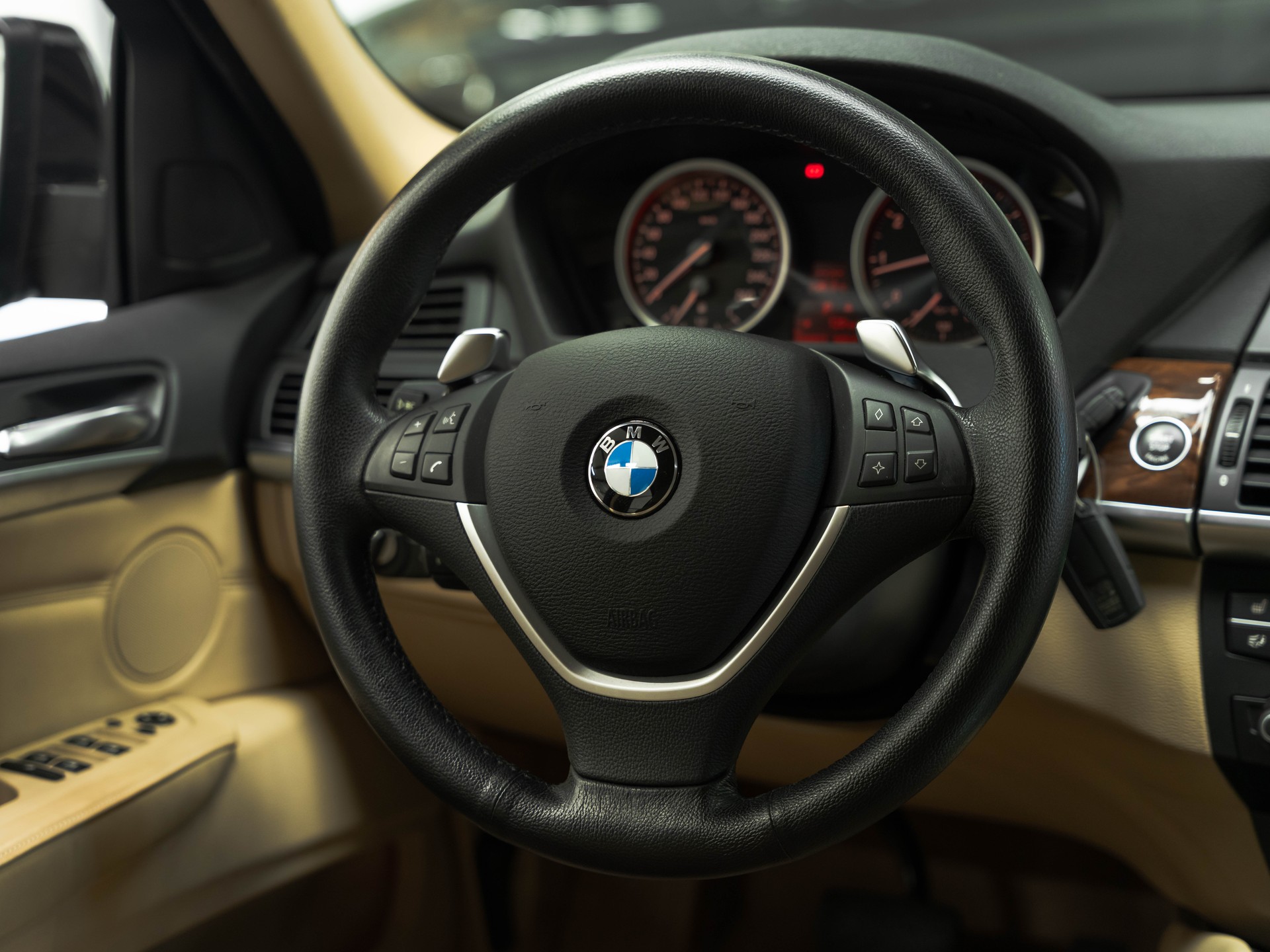 BMW X6 xDrive 50i Steptronic-image-20