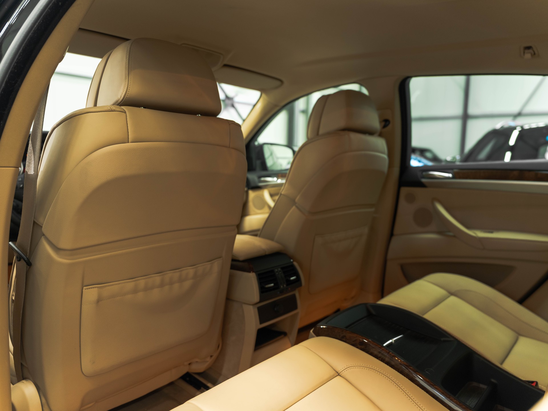 BMW X6 xDrive 50i Steptronic-image-10