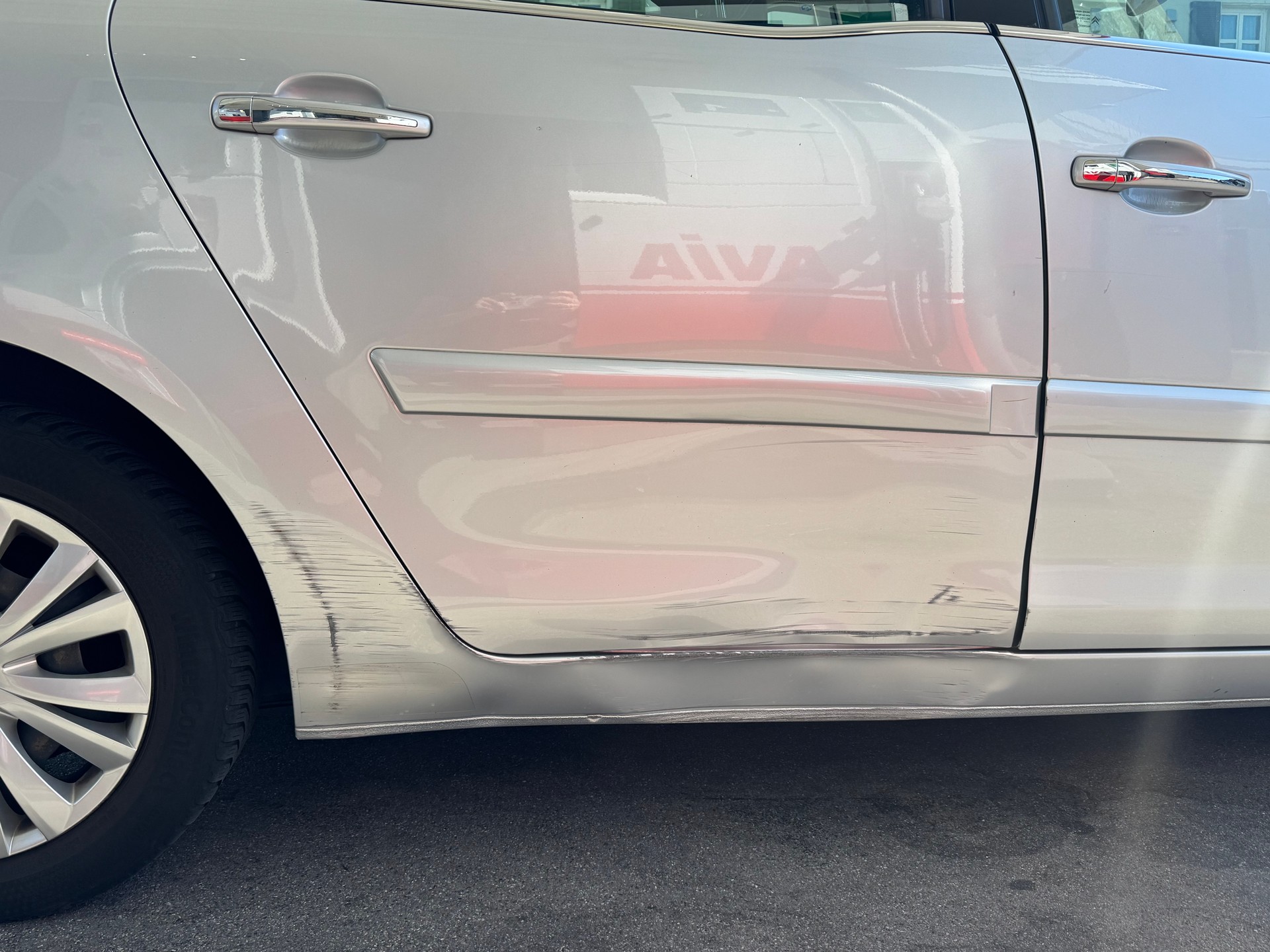 CITROEN C4 Picasso 1.6i 16V THP Exclusive EGS6-image-5