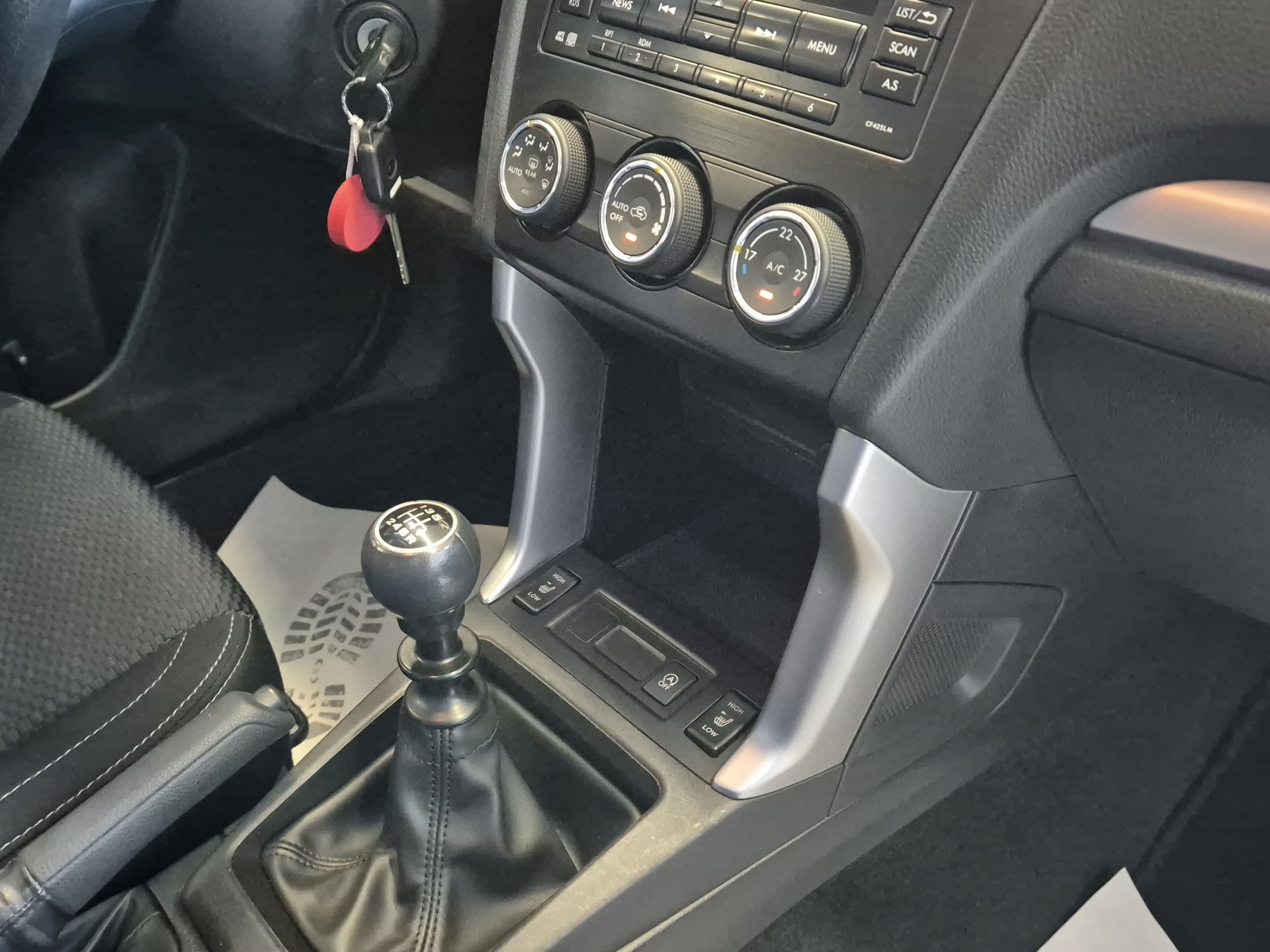 SUBARU Forester 2.0i Advantage AWD-image-22