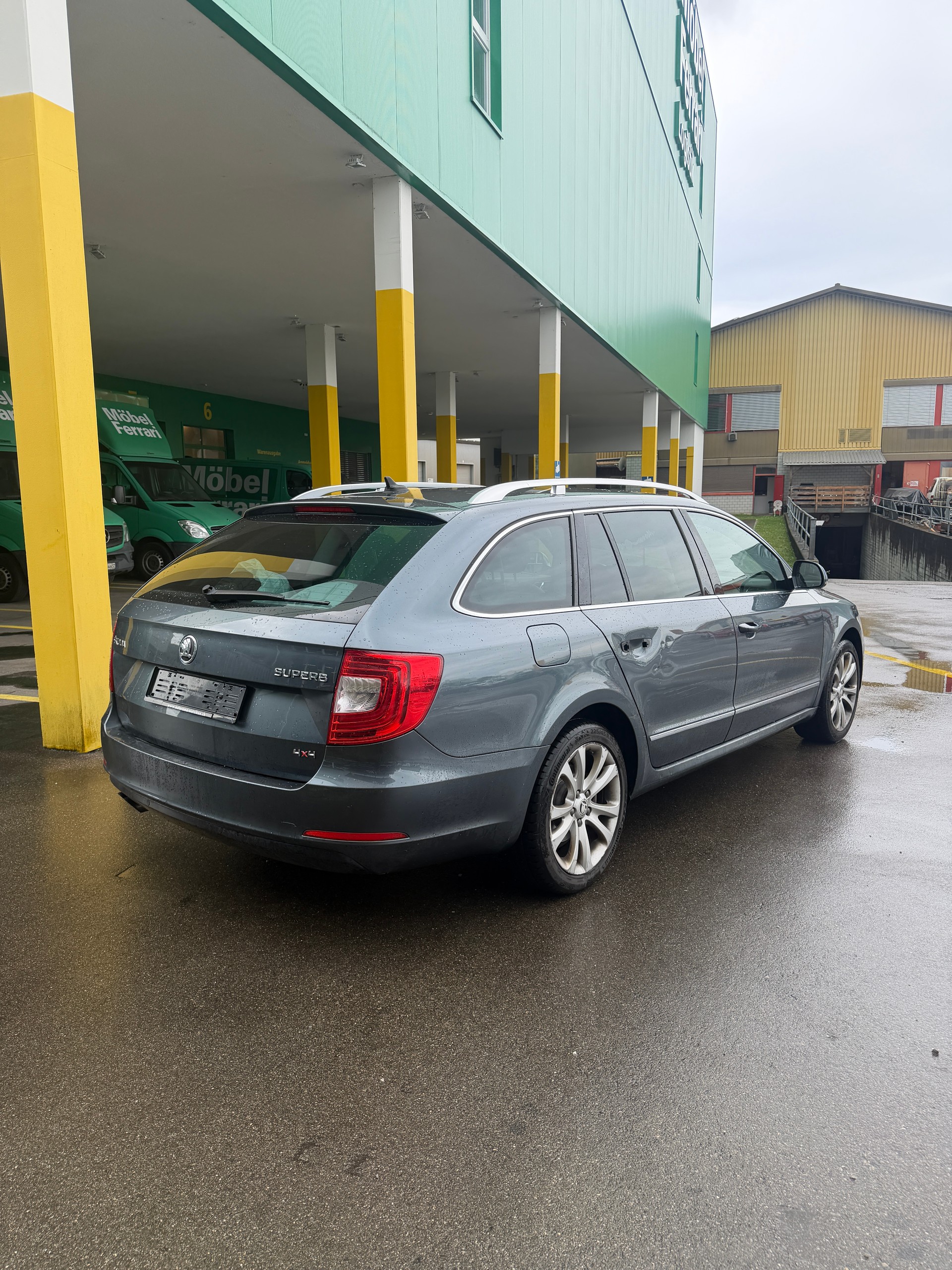 SKODA Superb Combi 1.8 TSI Ambition 4x4-image-6