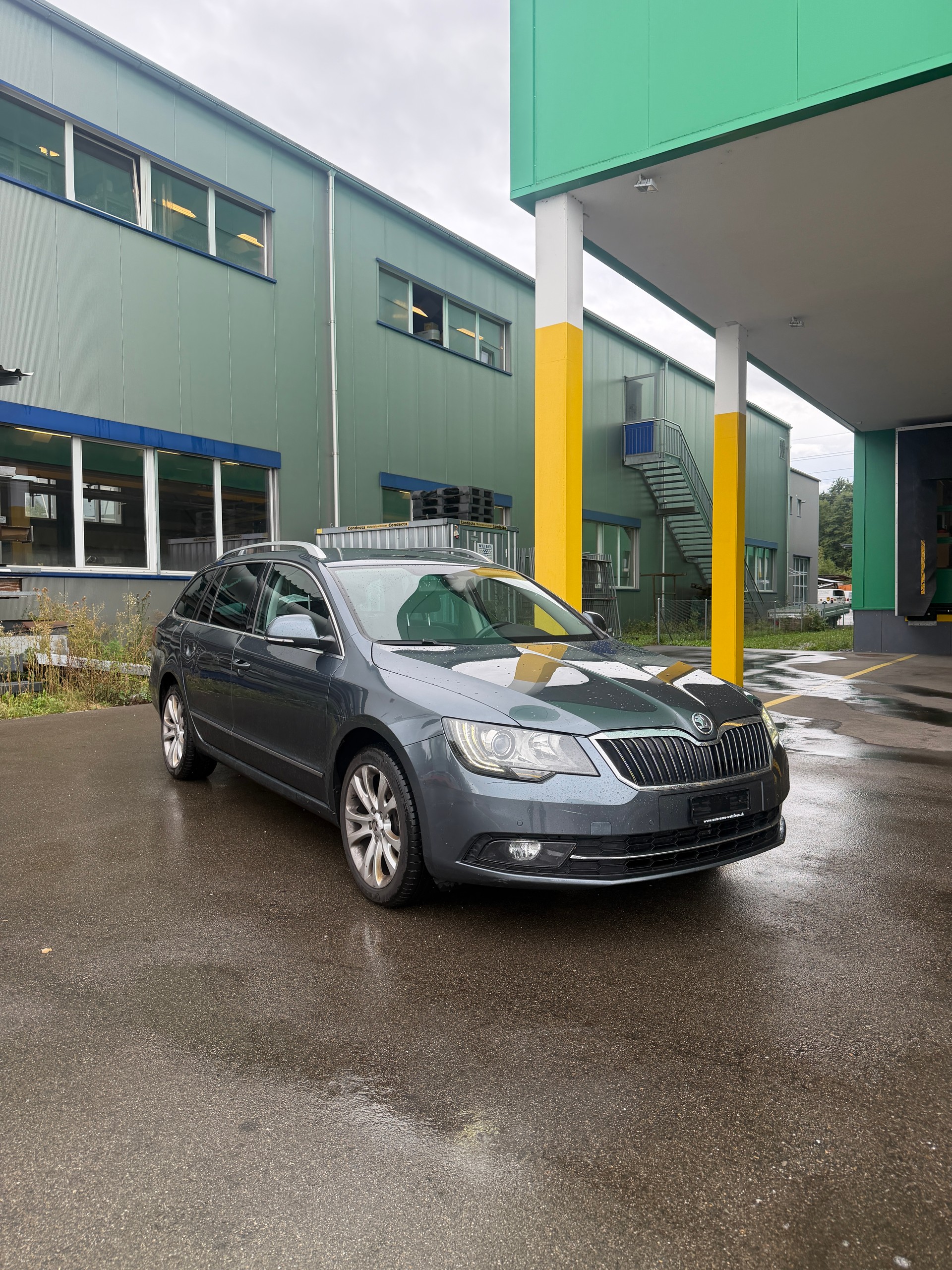 SKODA Superb Combi 1.8 TSI Ambition 4x4