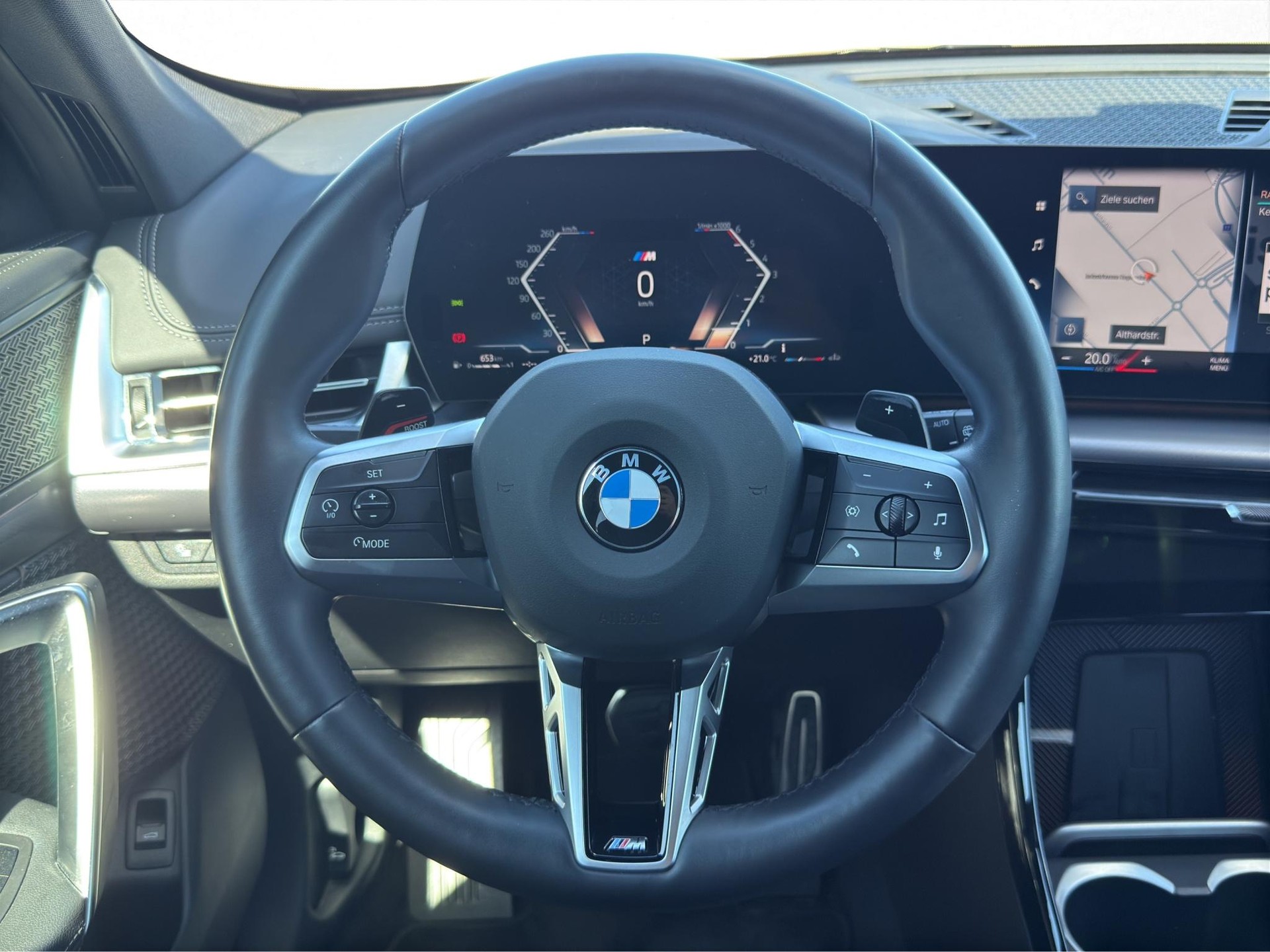BMW X1 23d xDrive M Sport * HEAD-UP * 360° KAMERA * PACK INNOVATION * DRIVING ASSISTANT PROFESSIONAL *-image-18