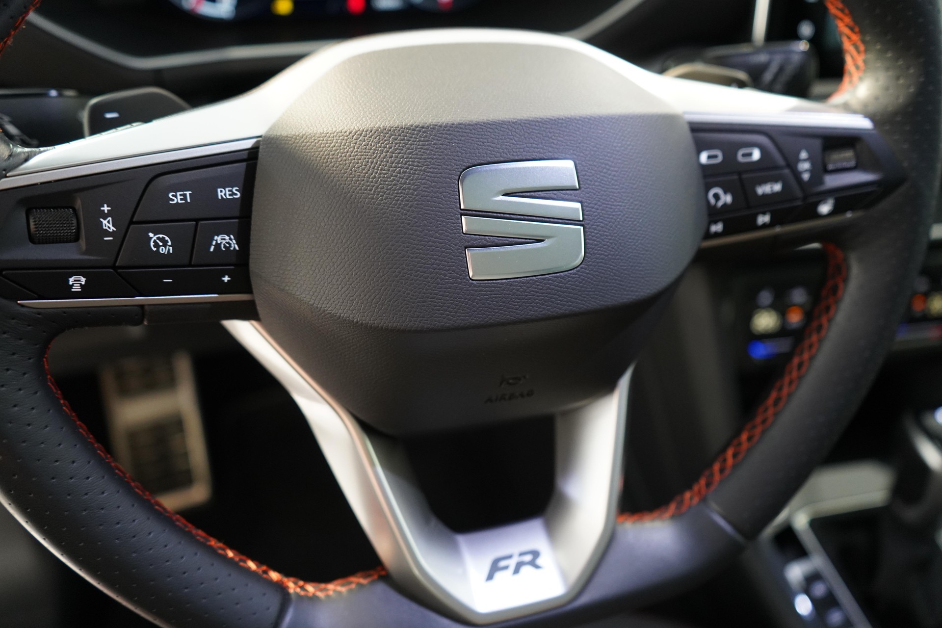 SEAT Tarraco 2.0 TSI Hola FR 4Drive DSG-image-19