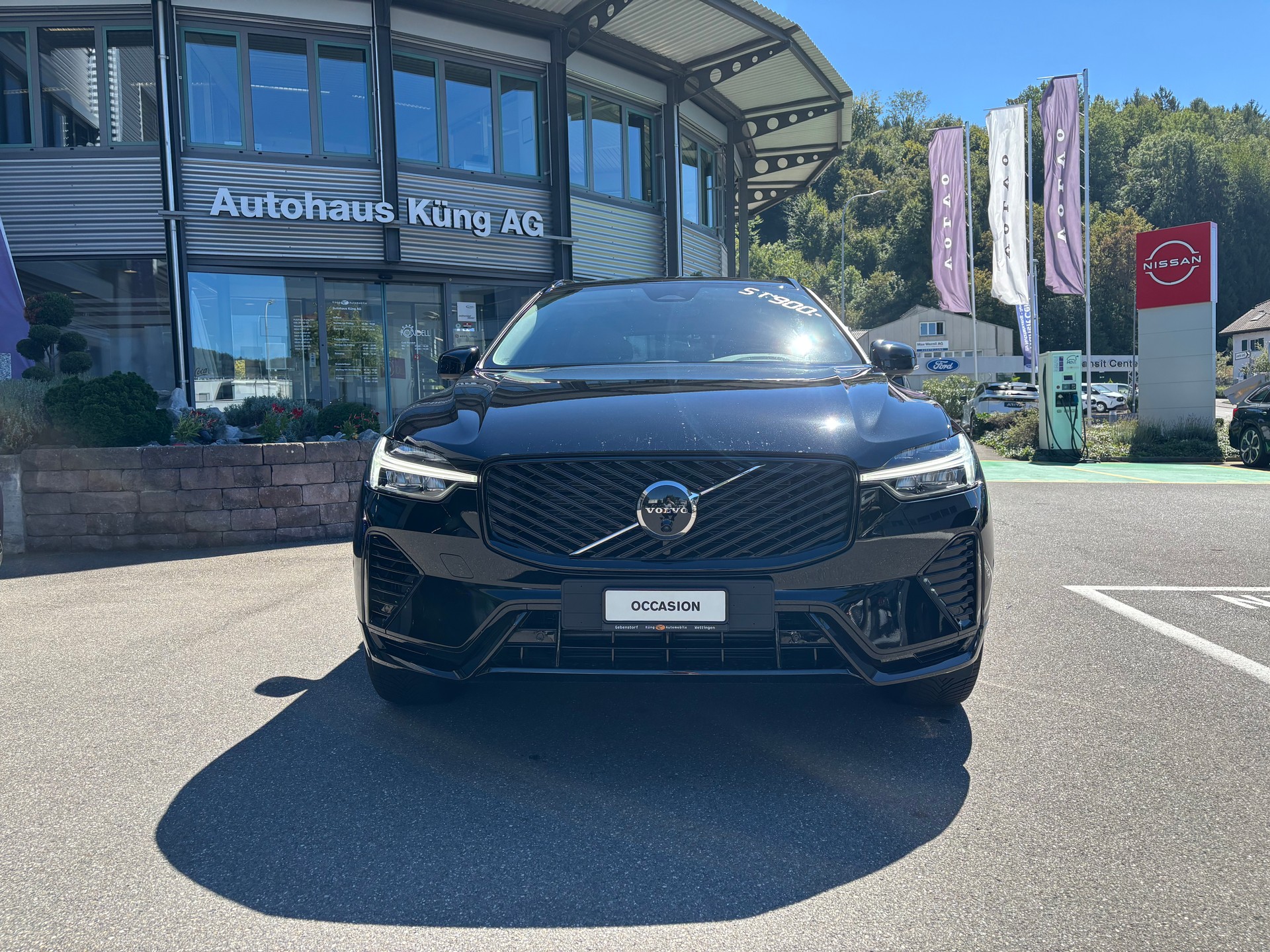 VOLVO XC60 T6 eAWD PluginHybrid Plus Dark Geartronic-showroom-element-1