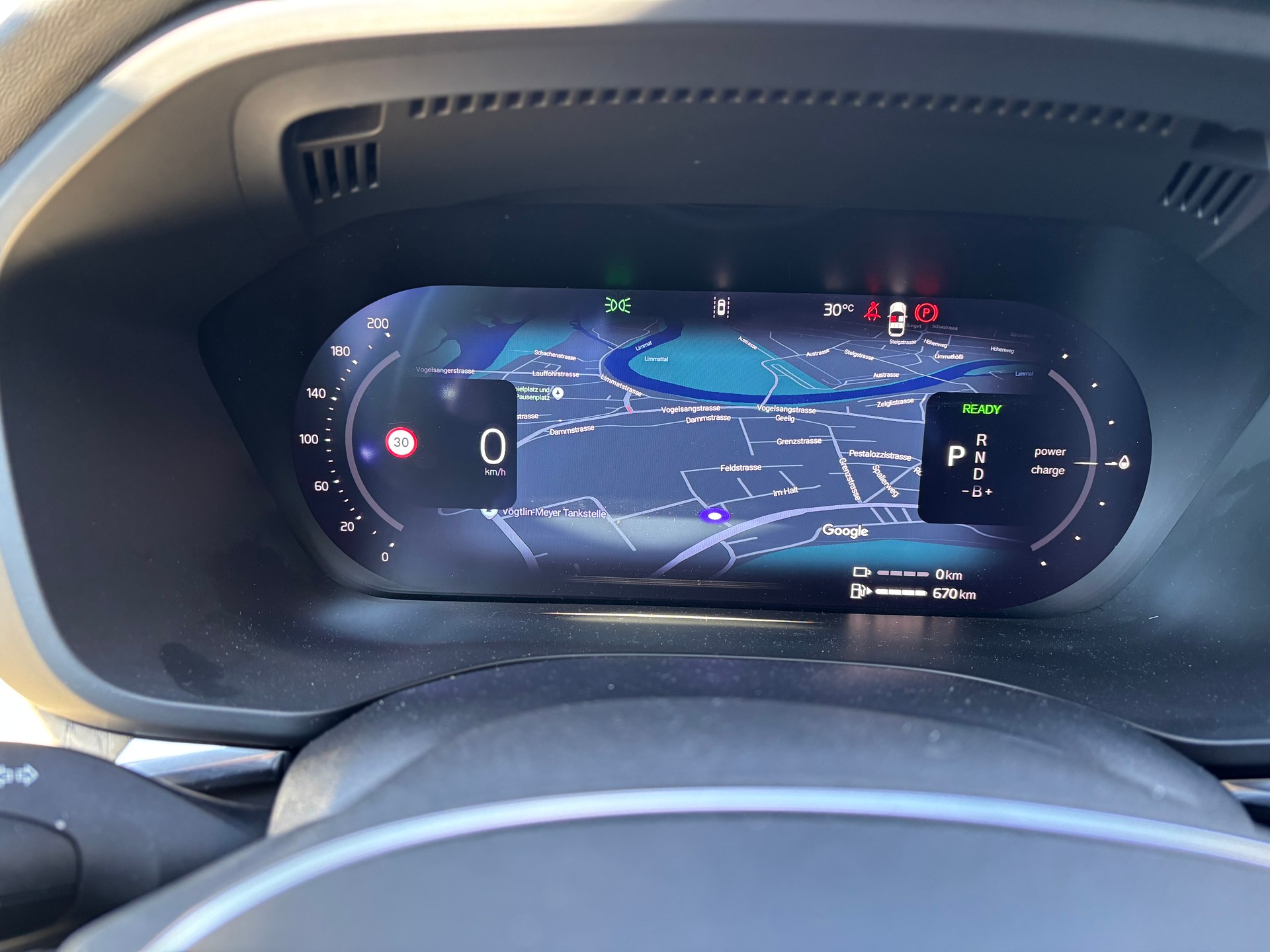 VOLVO XC60 T6 eAWD PluginHybrid Plus Dark Geartronic-image-16