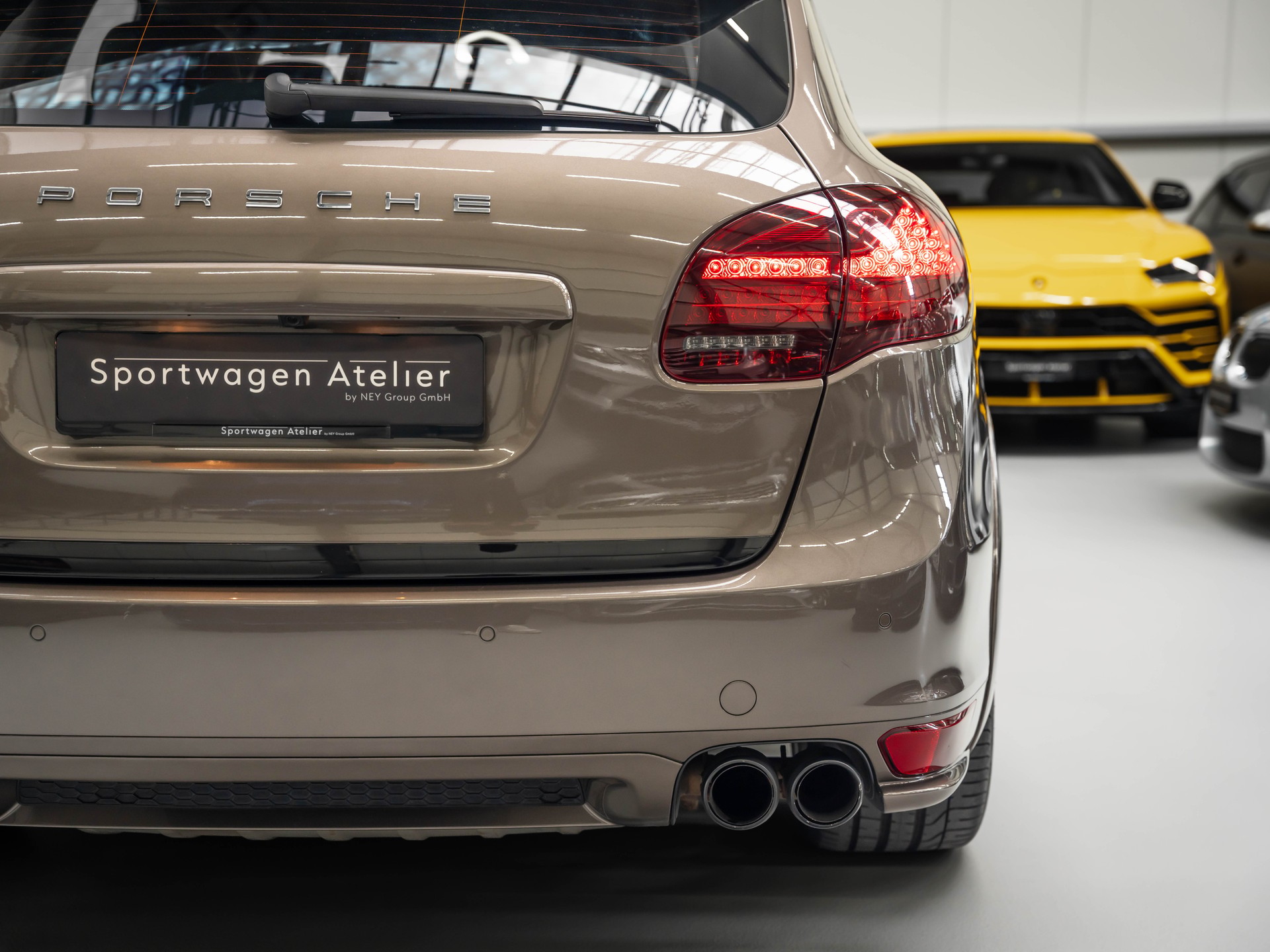 PORSCHE Cayenne GTS-image-15
