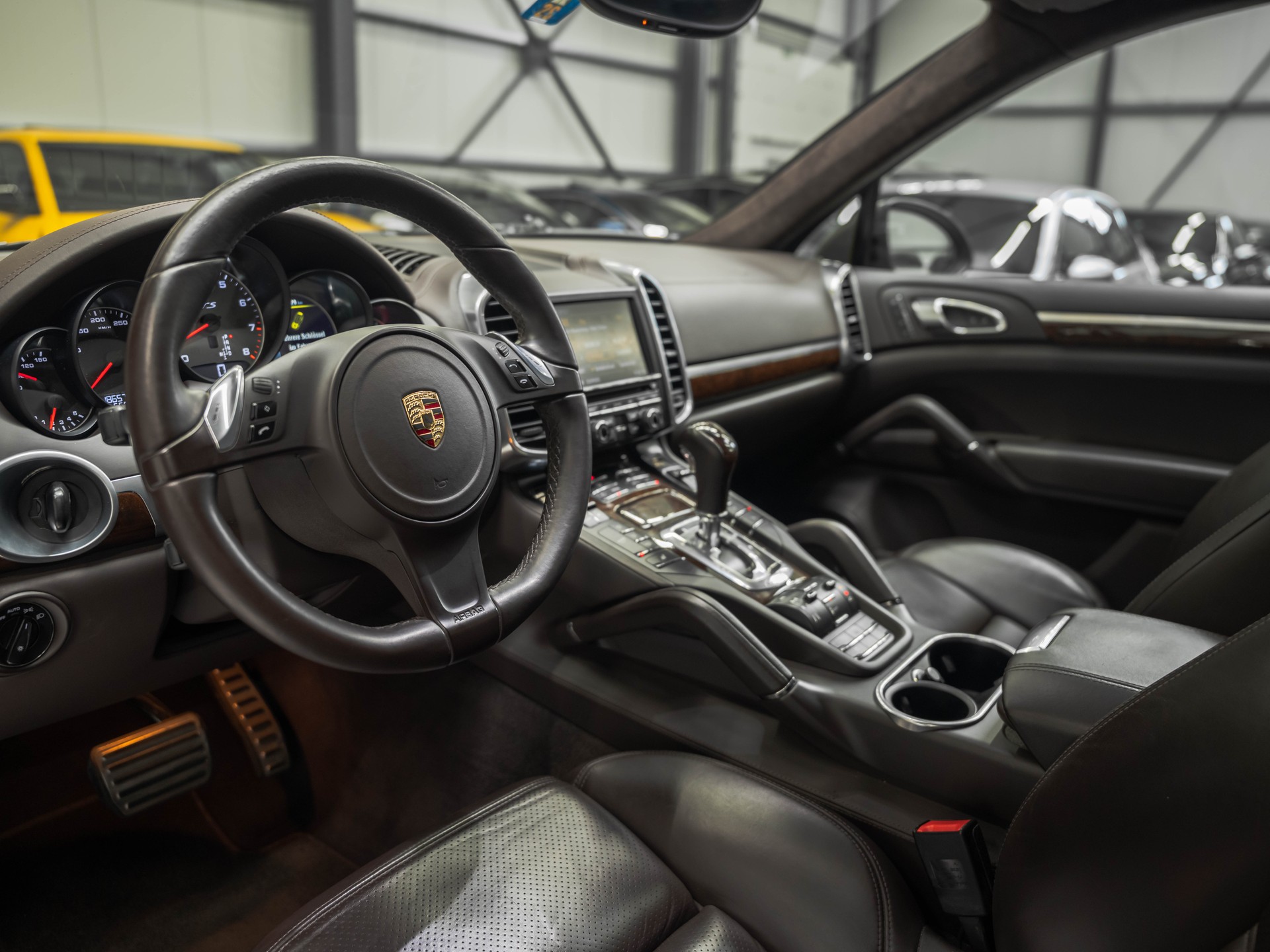 PORSCHE Cayenne GTS-image-7