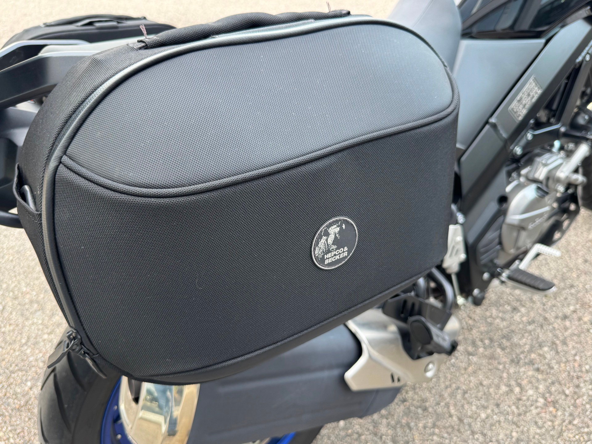SUZUKI DL 650 XT (35kW)-image-10