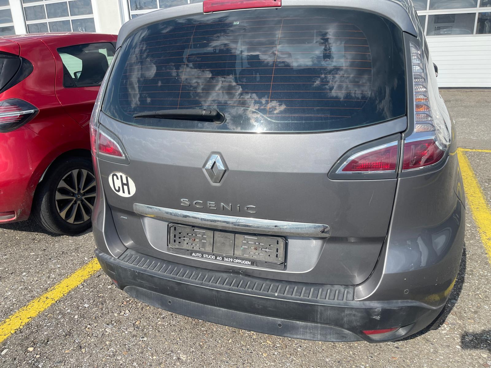 RENAULT Scénic 2.0 16V Bose X-Tronic CVT-showroom-element-3