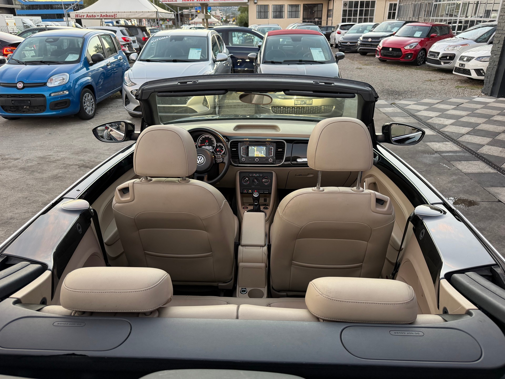 VW Beetle Cabrio 1.2 TSI BMT Design-image-16