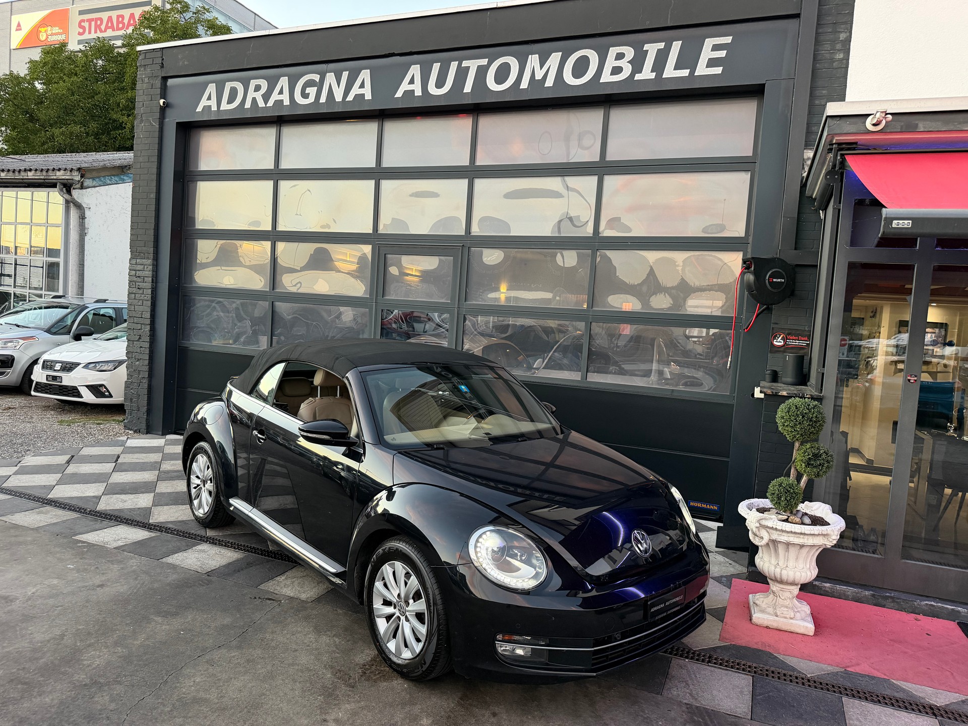 VW Beetle Cabrio 1.2 TSI BMT Design-image-28