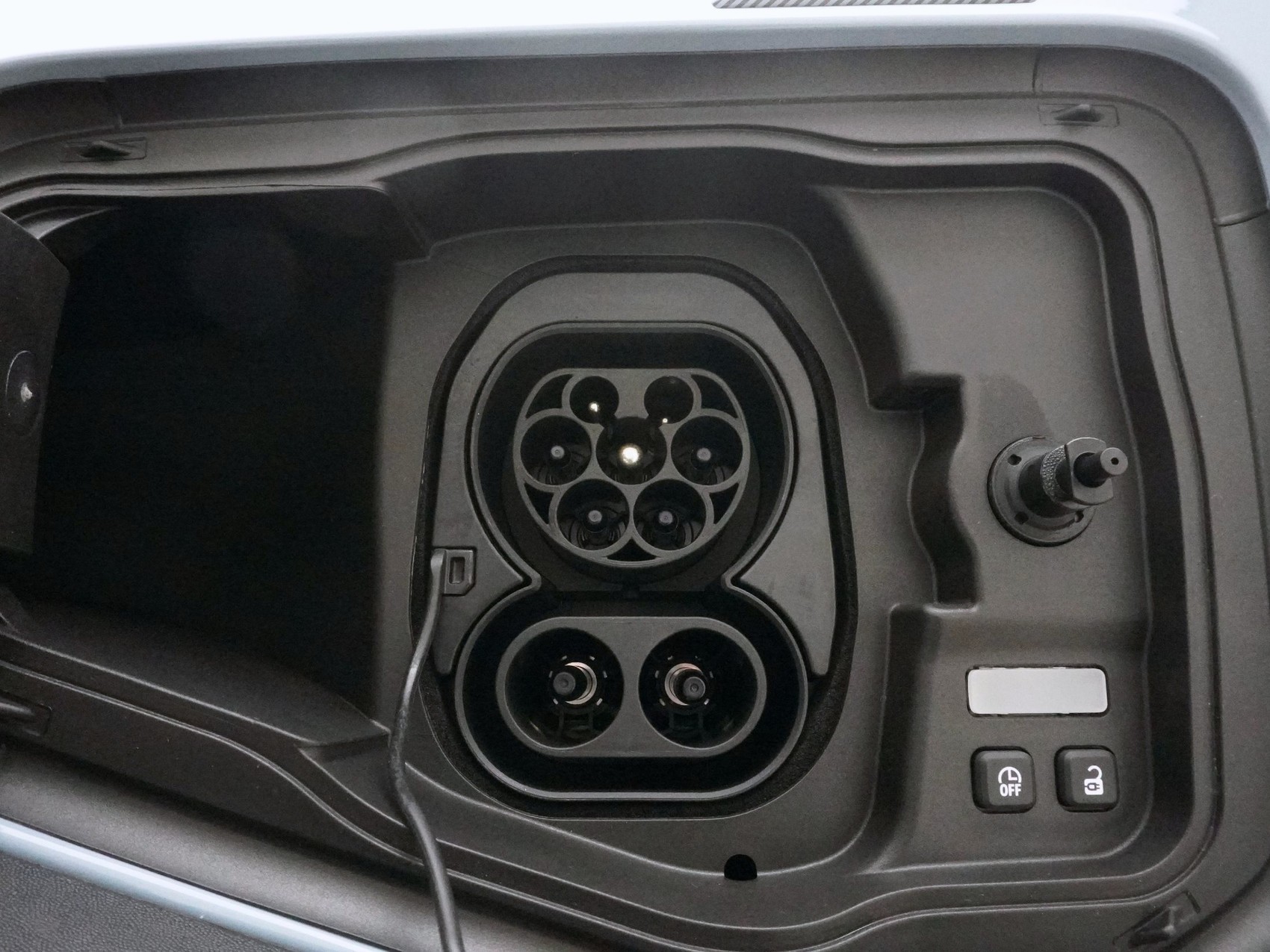 RENAULT R4 E-Tech Urban Range evolution-image-15