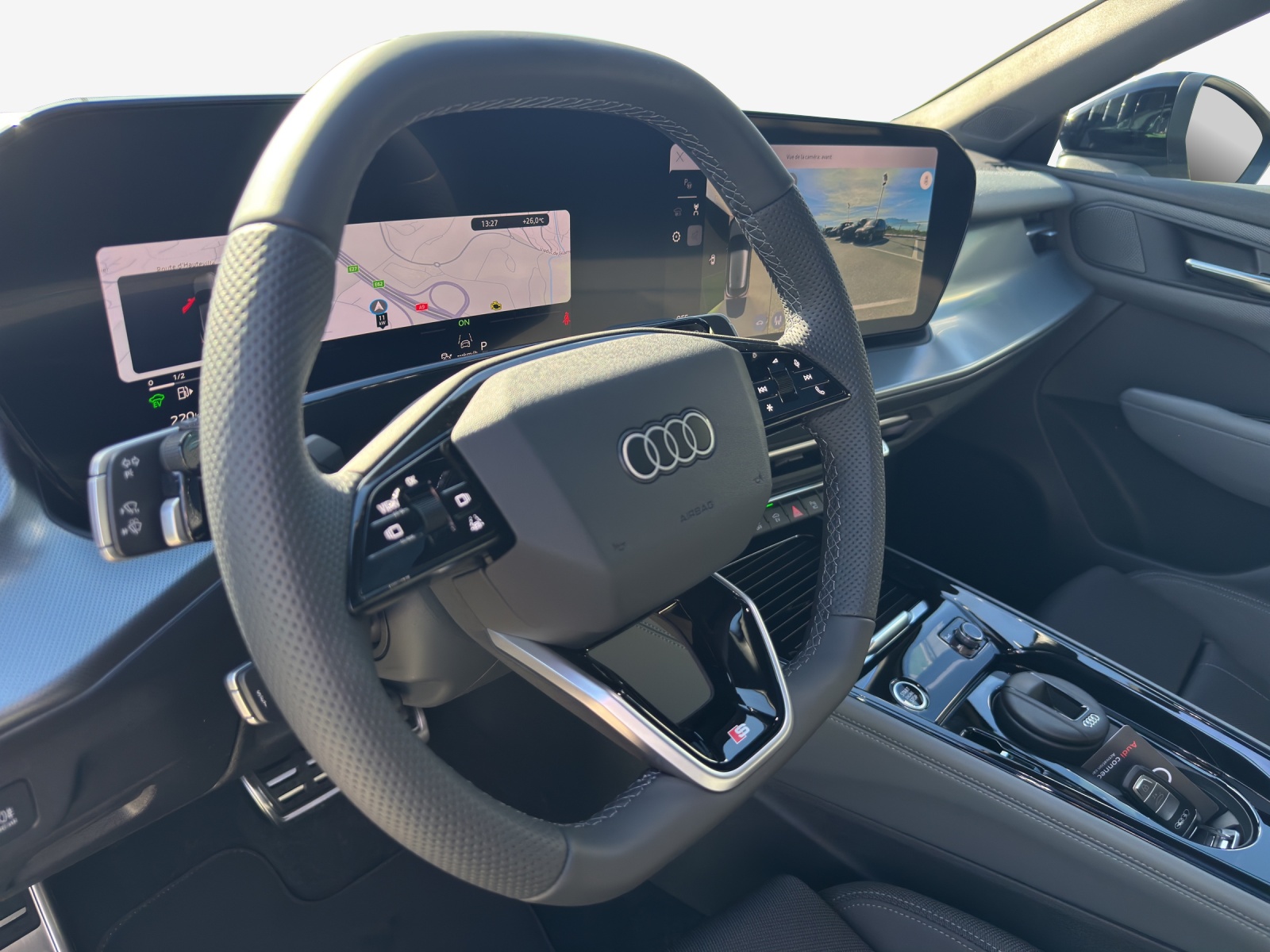 AUDI Q3 Sportback e-hybrid 200 kW S tronig-image-11