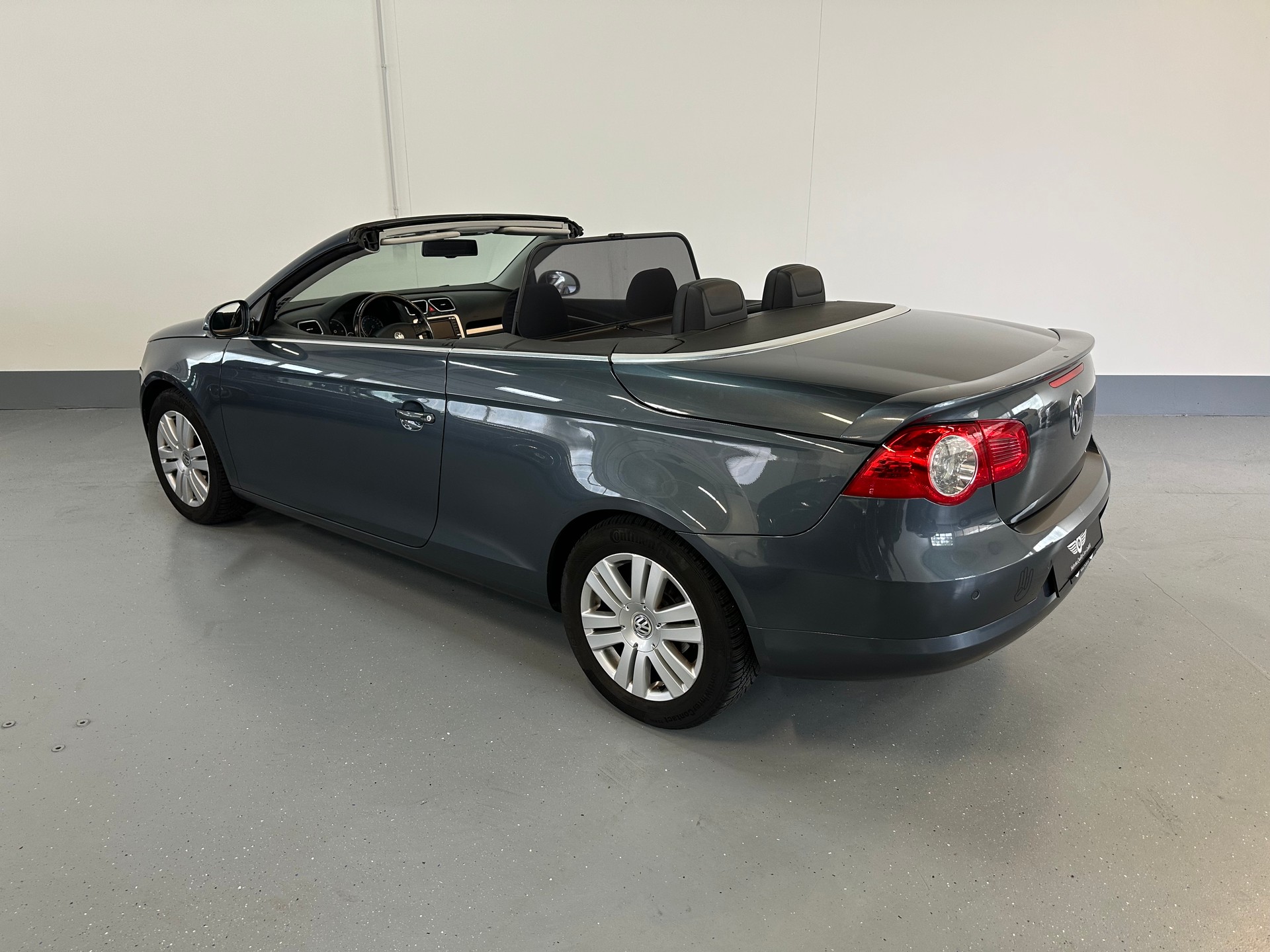 VW Eos 2.0 TDI-image-10